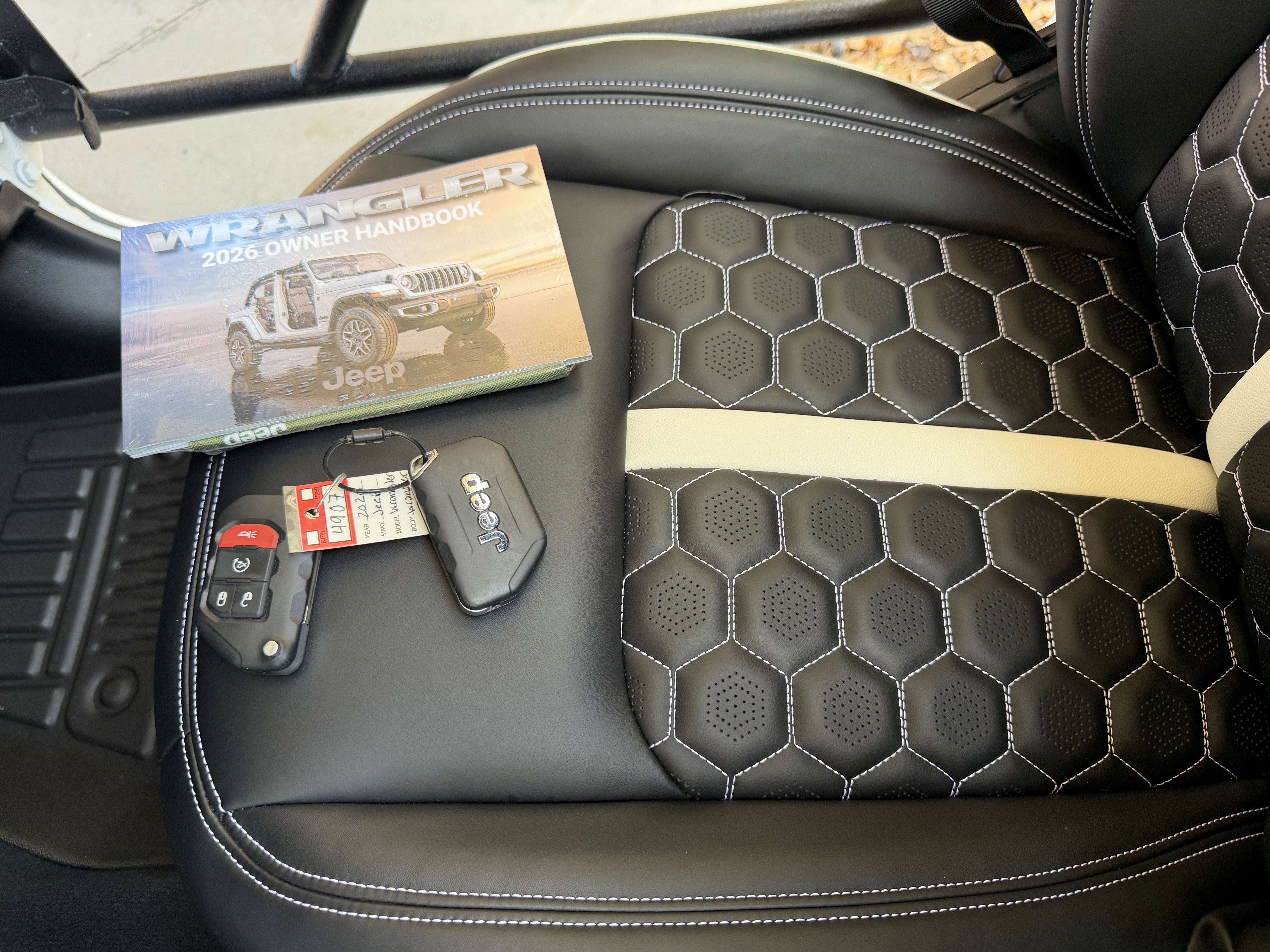 2026 Jeep Wrangler Unlimited Sahara Hard Top Sahara