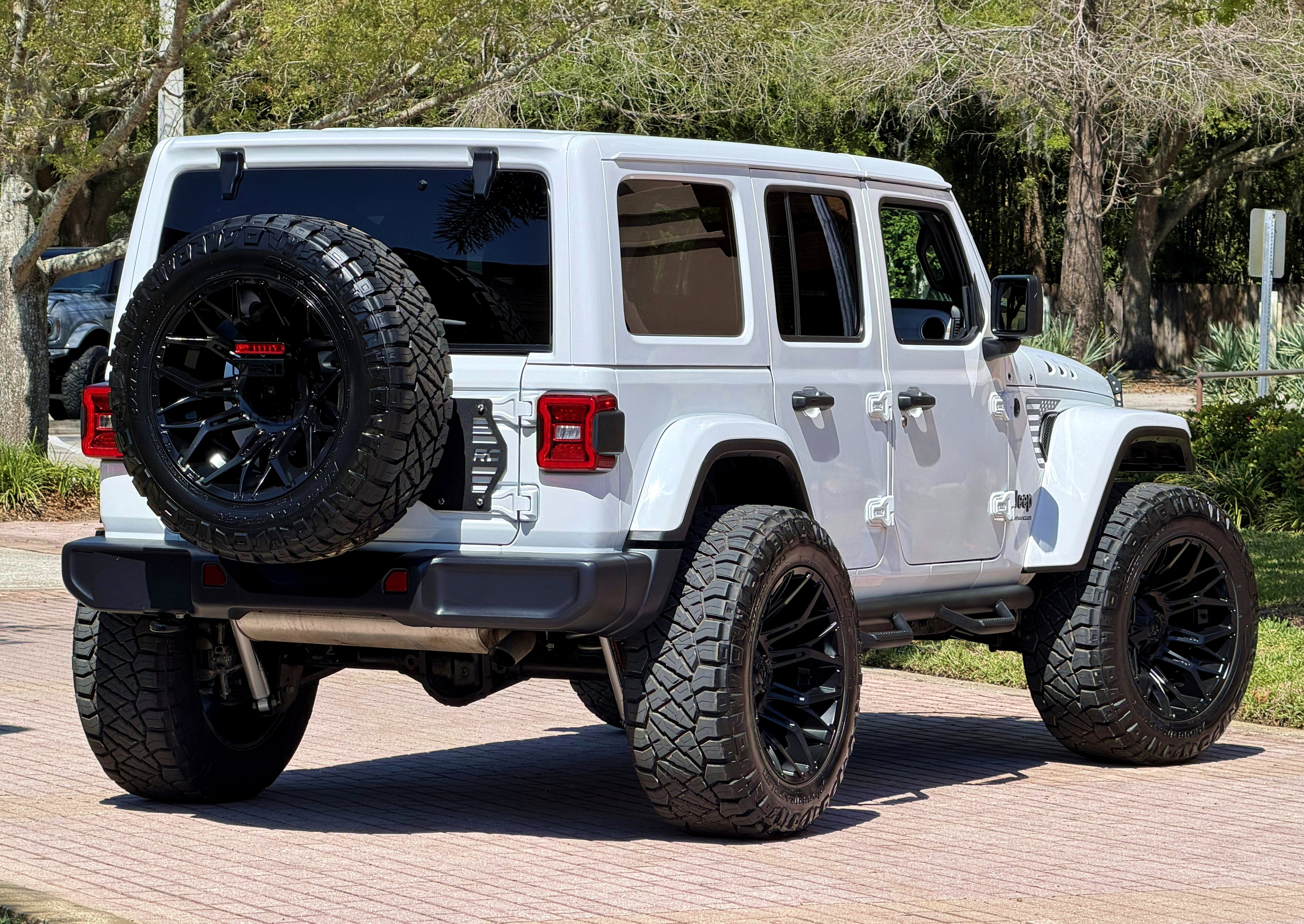 2026 Jeep Wrangler Unlimited Sahara Hard Top Sahara