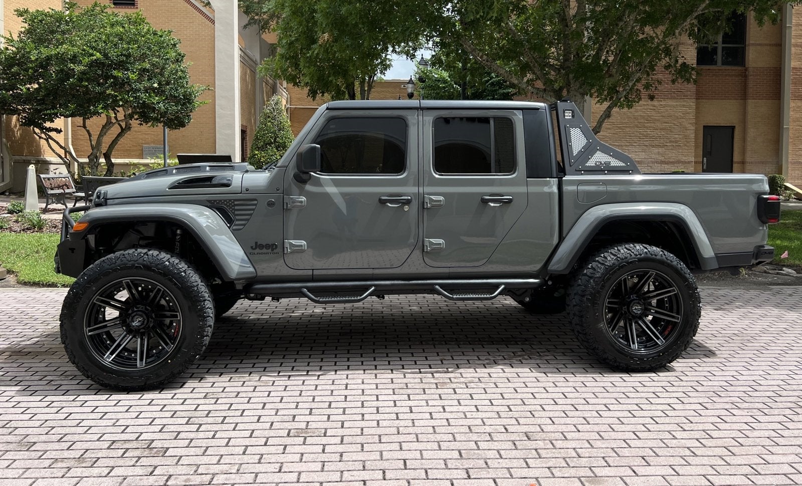 2022 Jeep Gladiator Sport S