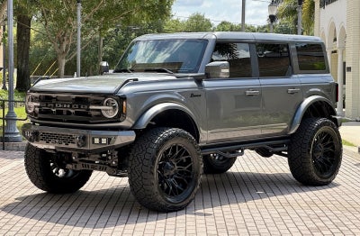 2023 Ford Bronco Outer Banks 4x4 Custom Lifted