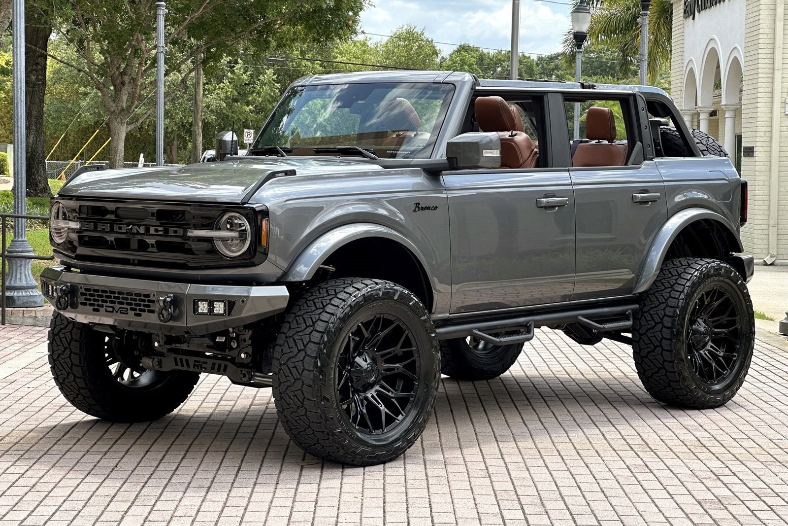 2023 Ford Bronco Outer Banks 4x4 Custom Lifted