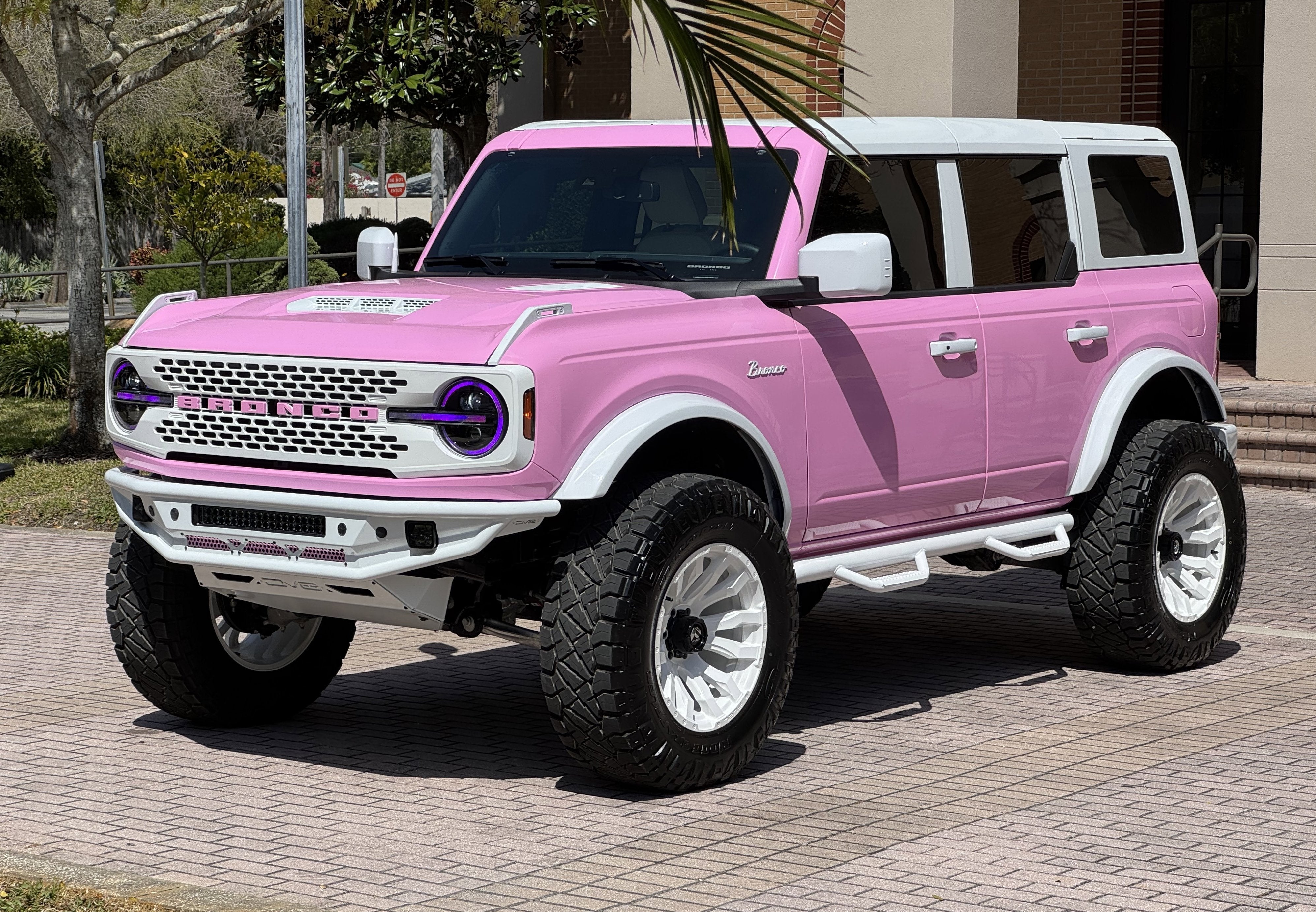 2024 Ford Bronco Pink Hard Top Custom Lifted