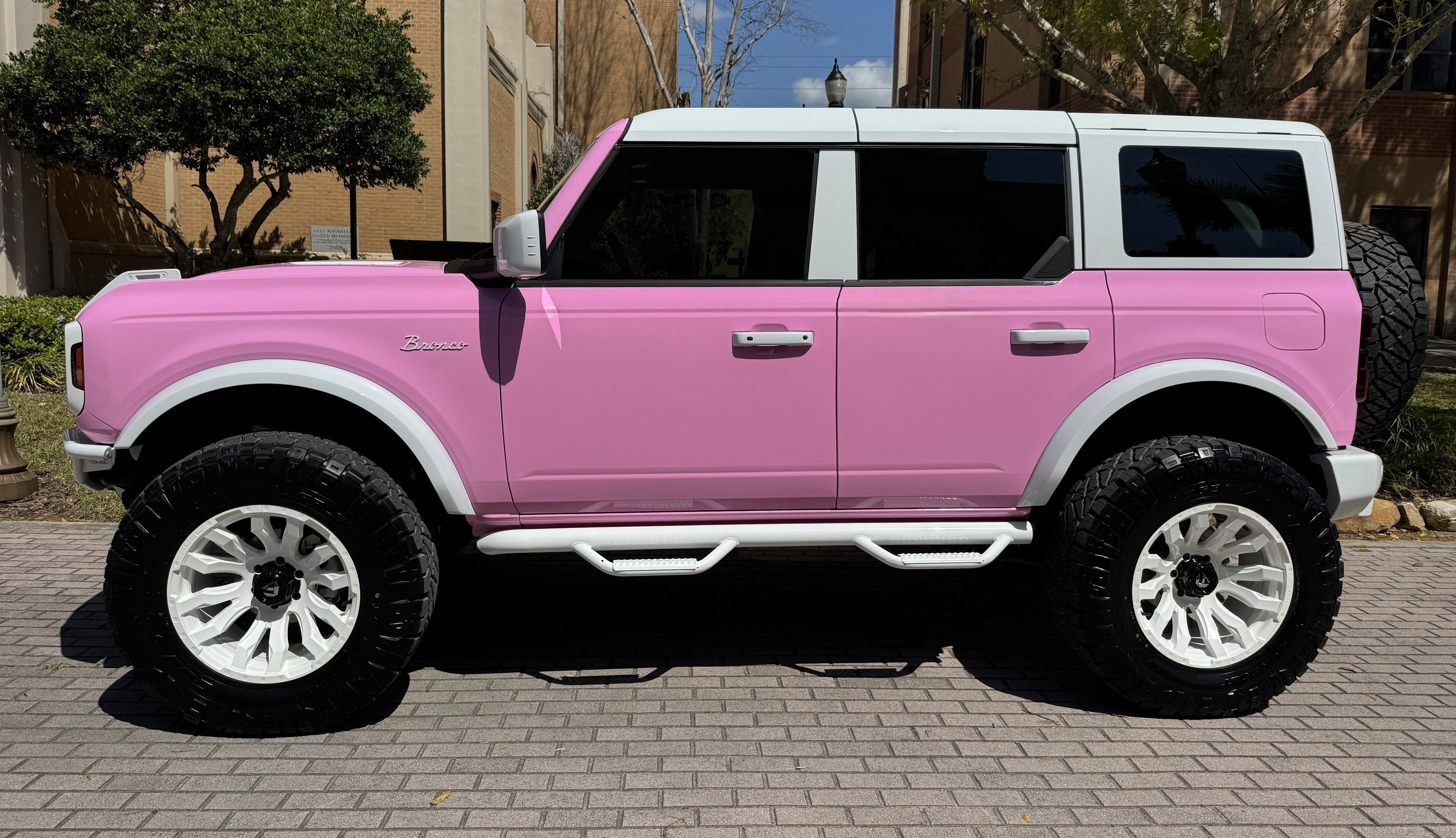2024 Ford Bronco Pink Hard Top Custom Lifted