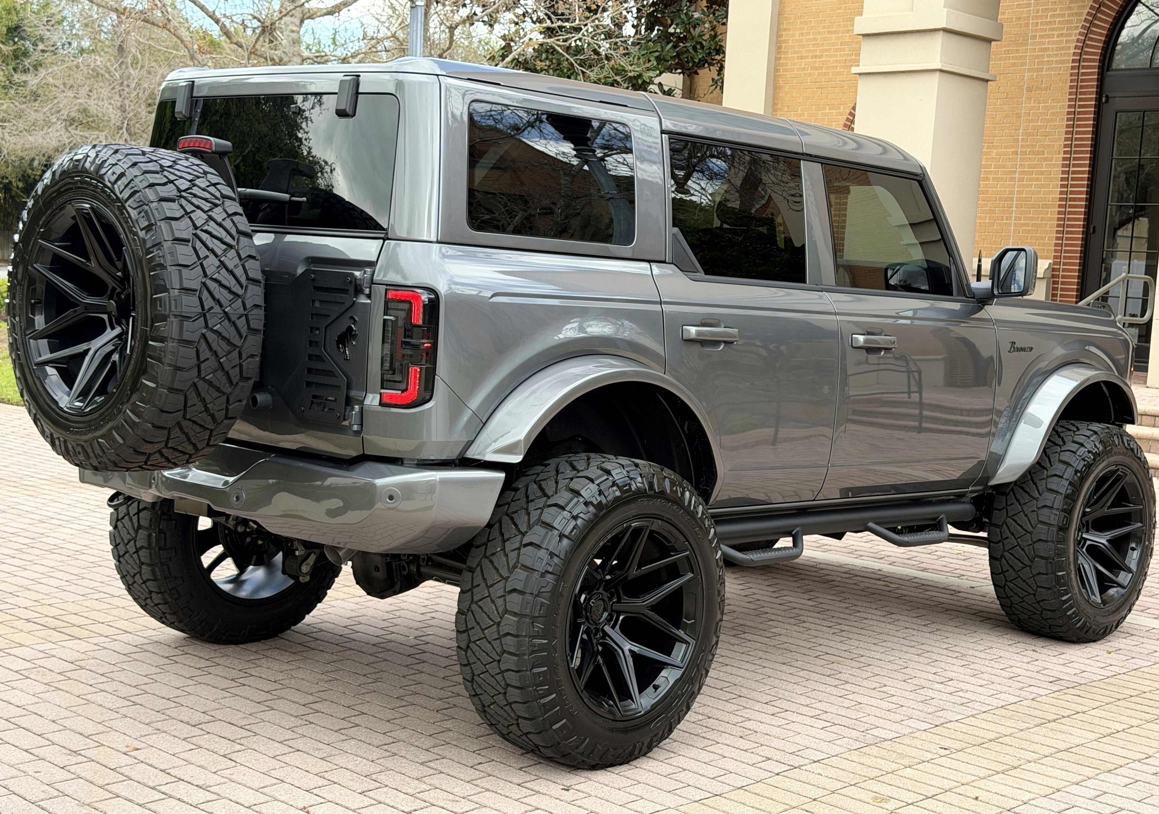 2025 Ford Bronco Custom Lifted Big Bend