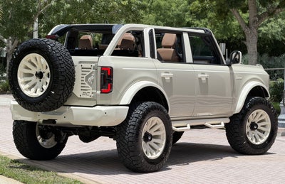 2026 Ford Bronco Wimbledon White Retro Big Bend Custom Lifted