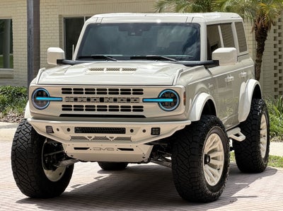 2026 Ford Bronco Wimbledon White Retro Big Bend Custom Lifted