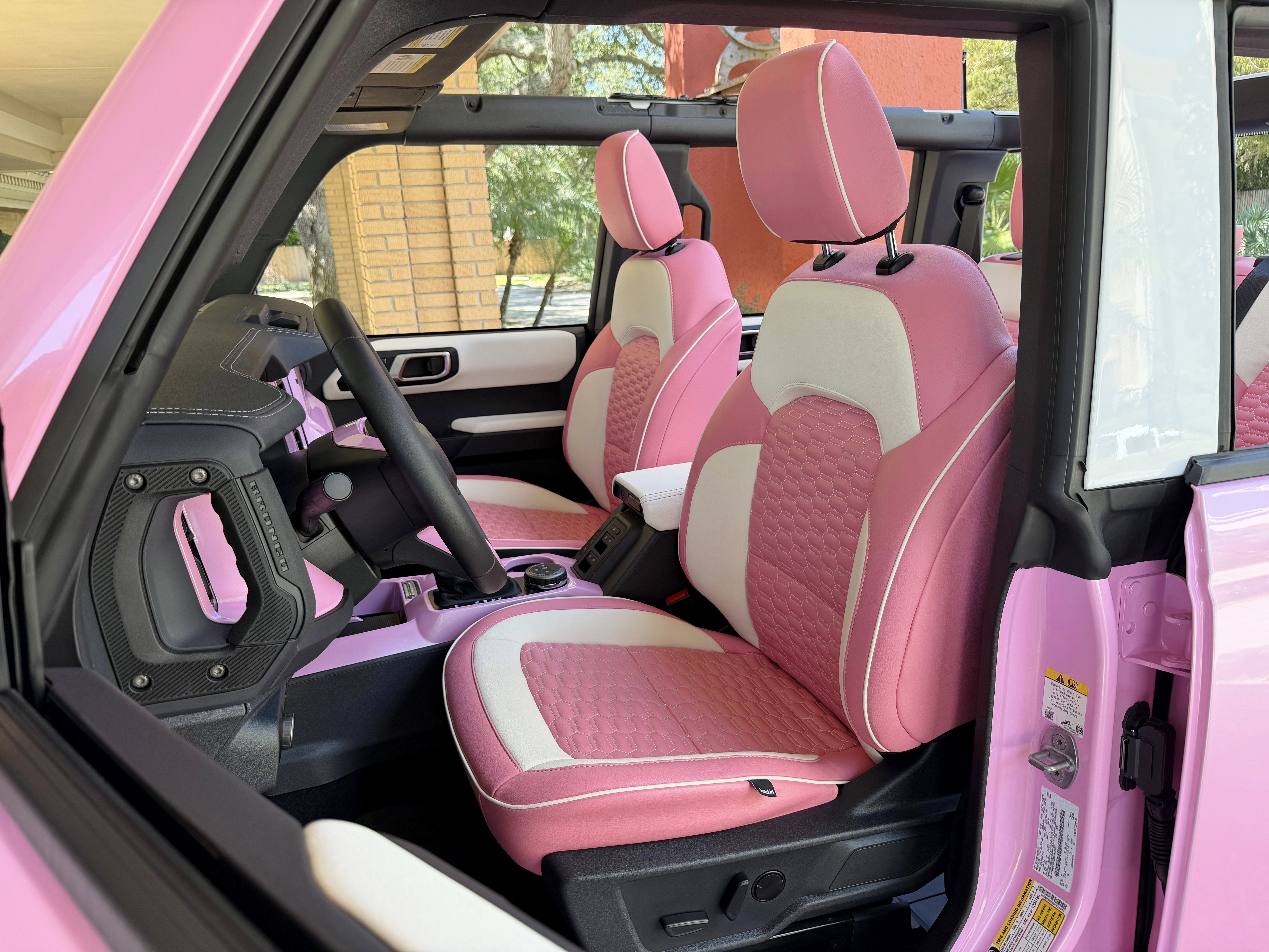 2025 Ford Bronco Pearl Pink Outer Banks Retro Hard Top Custom Lifted