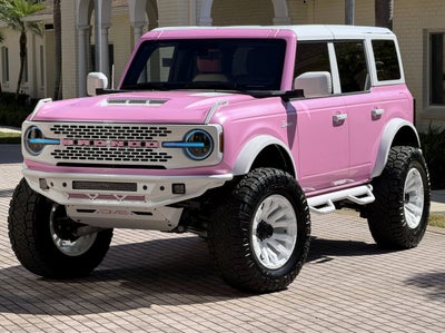 2025 Ford Bronco Pearl Pink Outer Banks Retro Hard Top Custom Lifted
