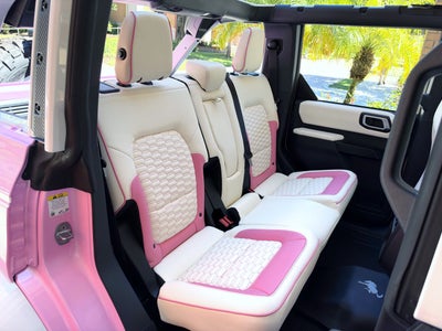 2026 Ford Bronco Custom Pearl Pink Retro Outer Banks Hard Top