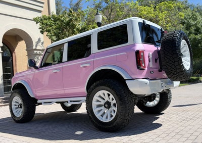 2026 Ford Bronco Custom Pearl Pink Retro Outer Banks Hard Top