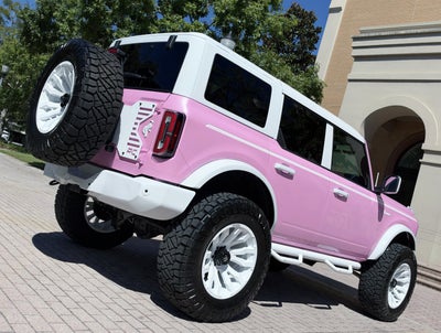 2026 Ford Bronco Custom Pearl Pink Retro Outer Banks Hard Top