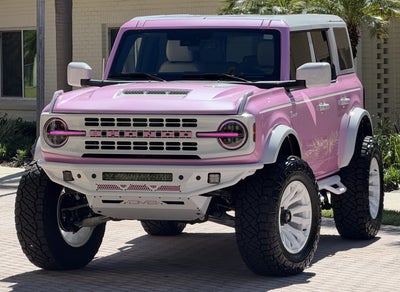 2026 Ford Bronco Custom Pearl Pink Retro Outer Banks Hard Top