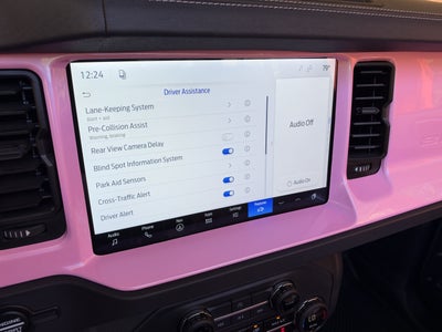2026 Ford Bronco Custom Pearl Pink Retro Outer Banks Hard Top