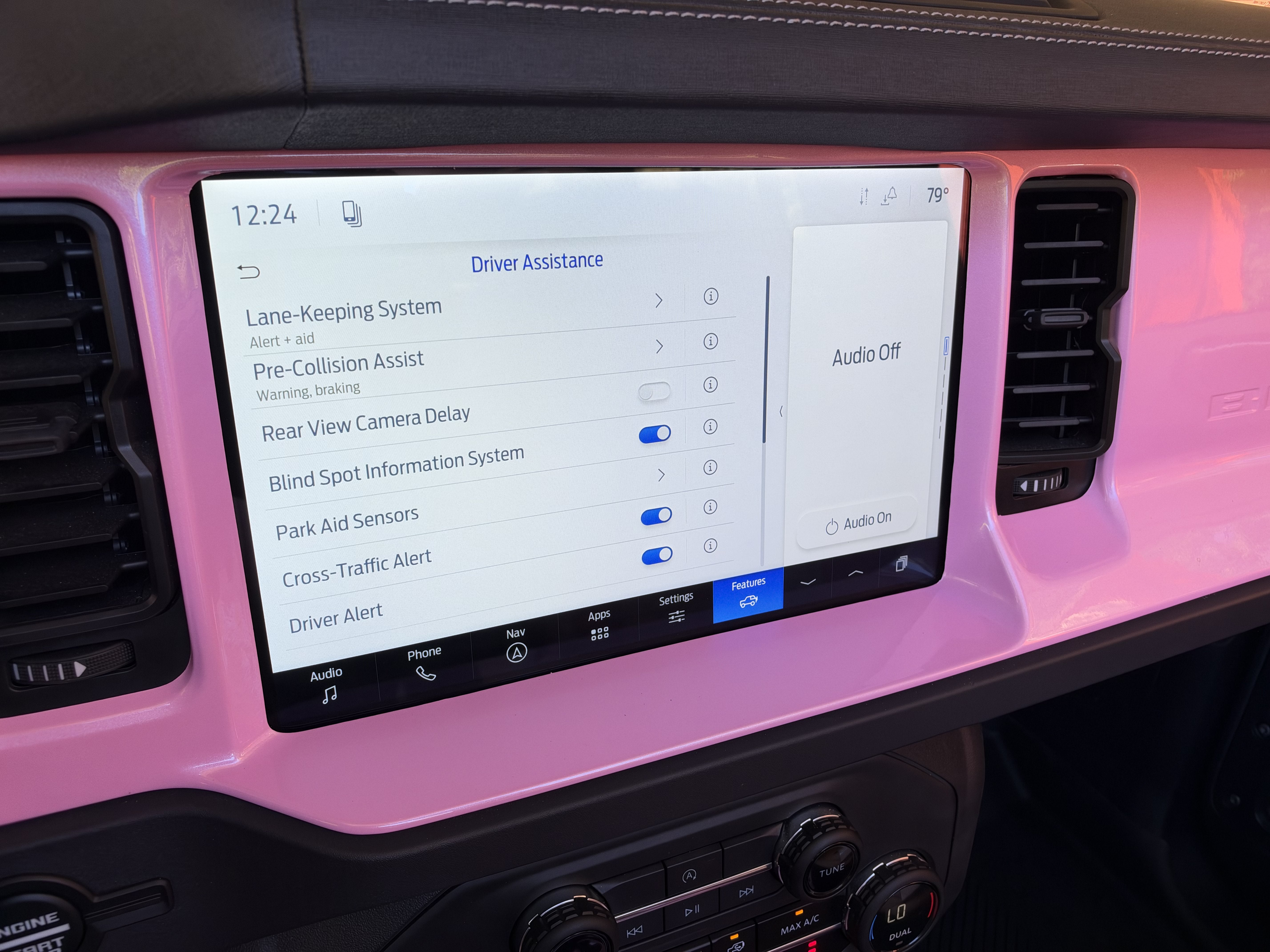 2026 Ford Bronco Custom Pearl Pink Retro Outer Banks Hard Top