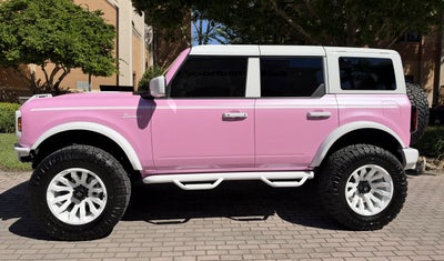 2026 Ford Bronco Custom Pearl Pink Retro Outer Banks Hard Top