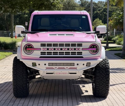 2026 Ford Bronco Custom Pearl Pink Retro Outer Banks Hard Top