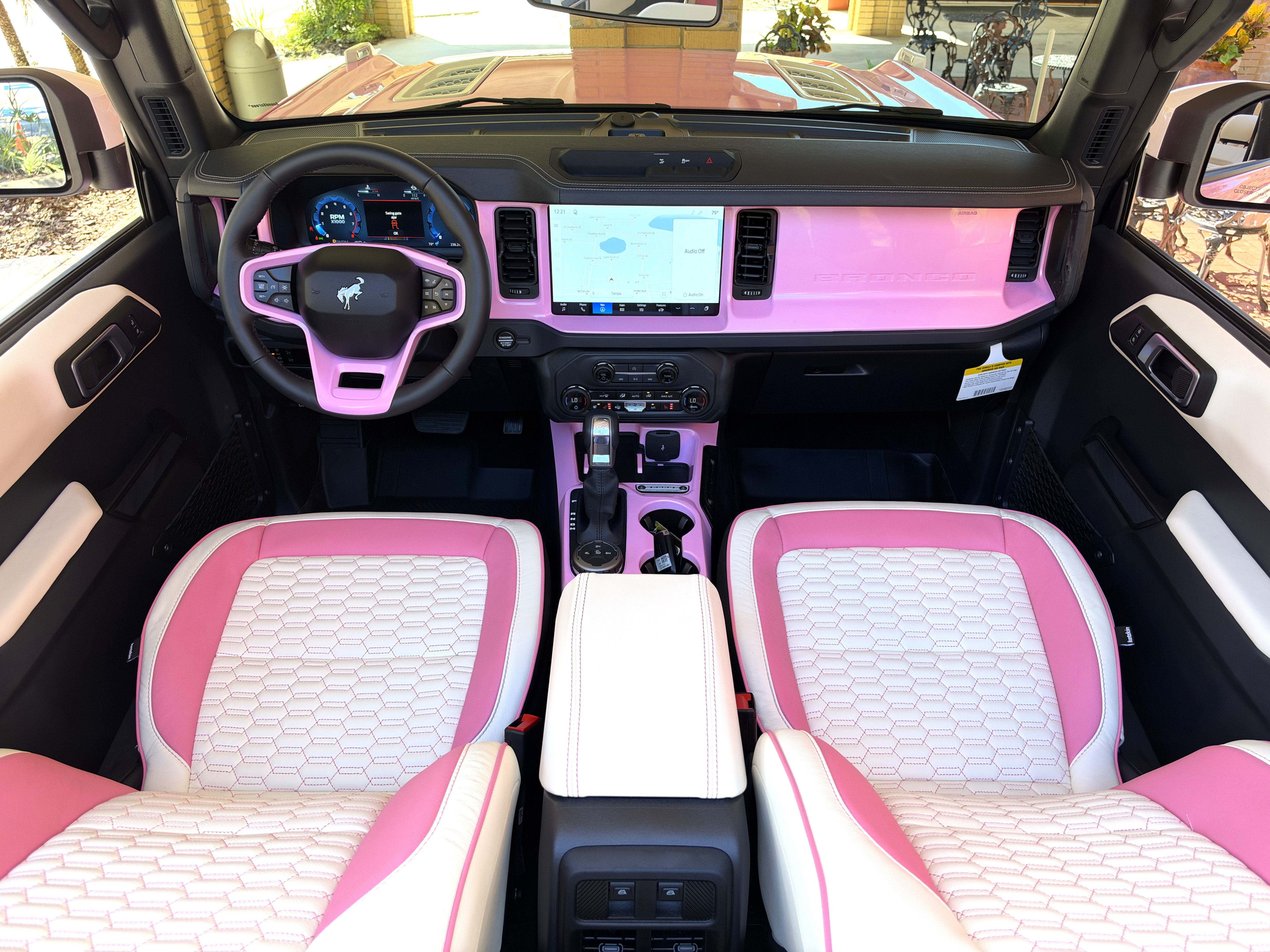 2026 Ford Bronco Custom Pearl Pink Retro Outer Banks Hard Top
