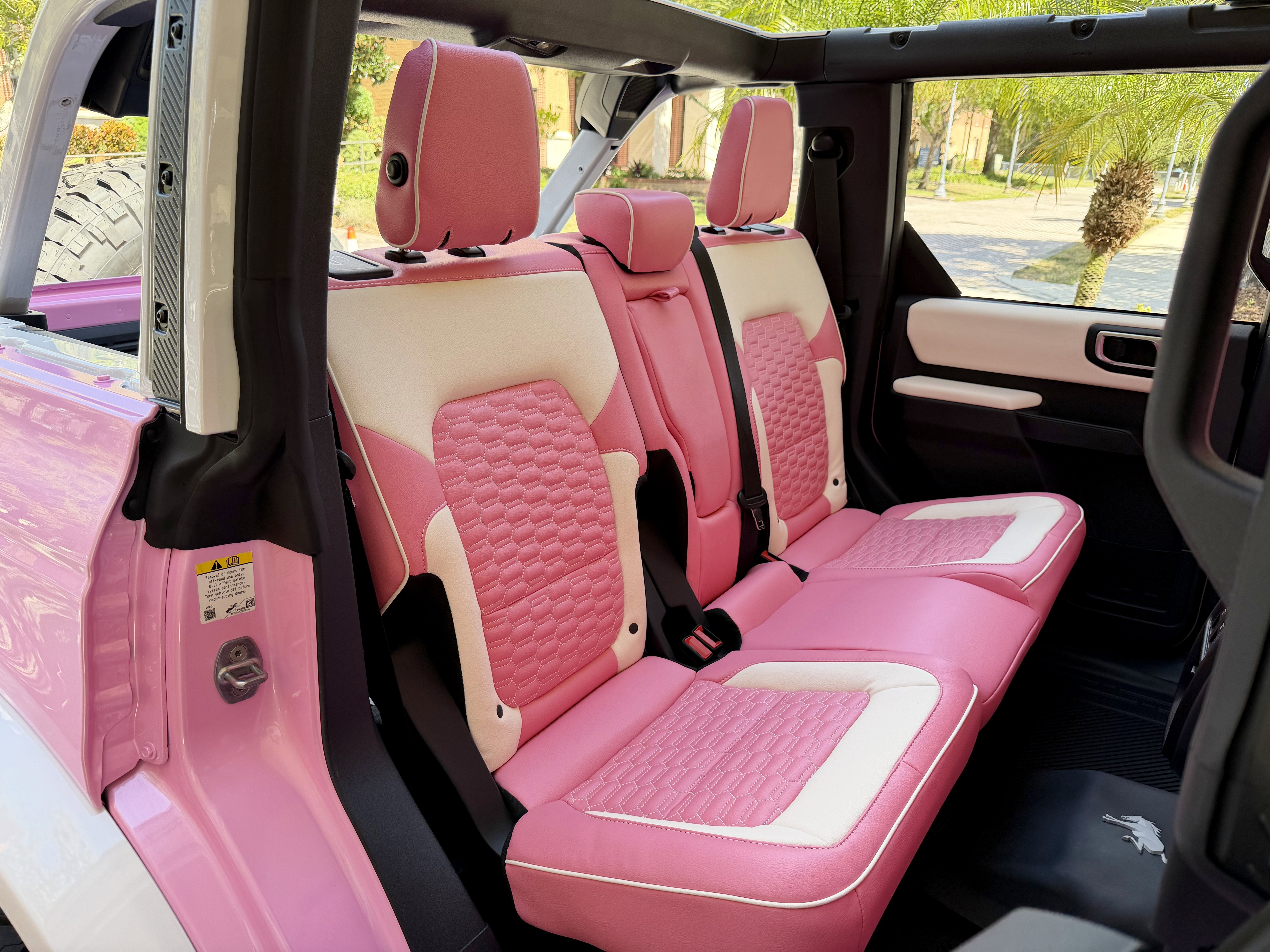 2025 Ford Bronco Pearl Pink Outer Banks Retro Hard Top Custom Lifted