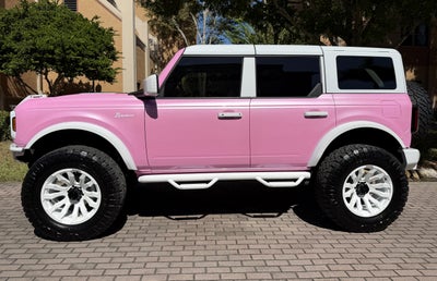 2025 Ford Bronco Pearl Pink Outer Banks Retro Hard Top Custom Lifted