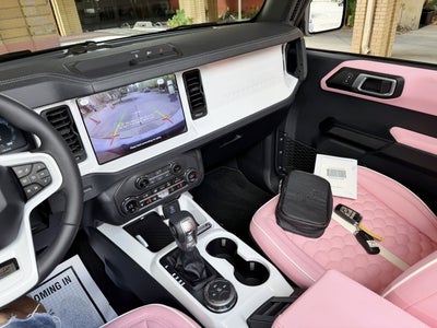 2025 Ford Bronco Custom Pearl Pink Paint Retro Outer Banks Hard Top Outer Banks