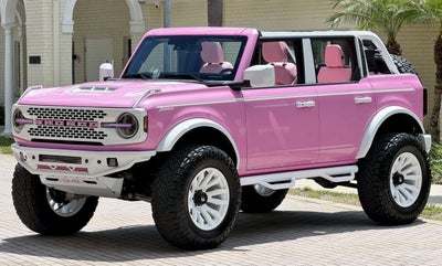 2025 Ford Bronco Custom Pearl Pink Paint Retro Outer Banks Hard Top Outer Banks