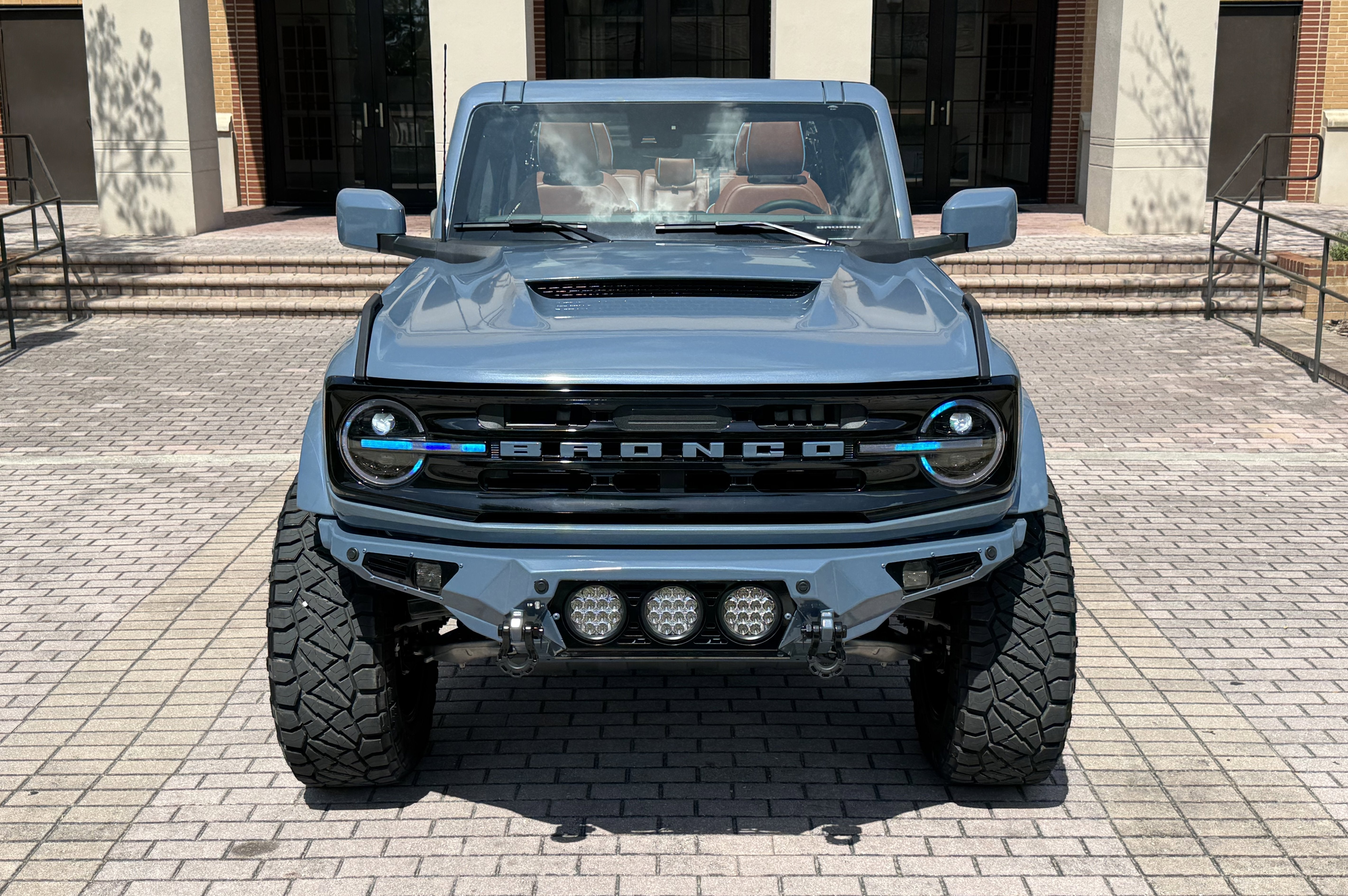 2024 Ford Bronco Outer Banks Custom Lifted
