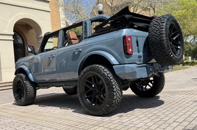 2024 Ford Bronco Outer Banks Custom Lifted