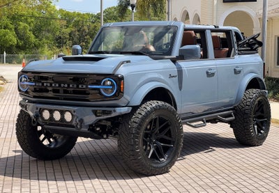 2024 Ford Bronco Outer Banks Custom Lifted