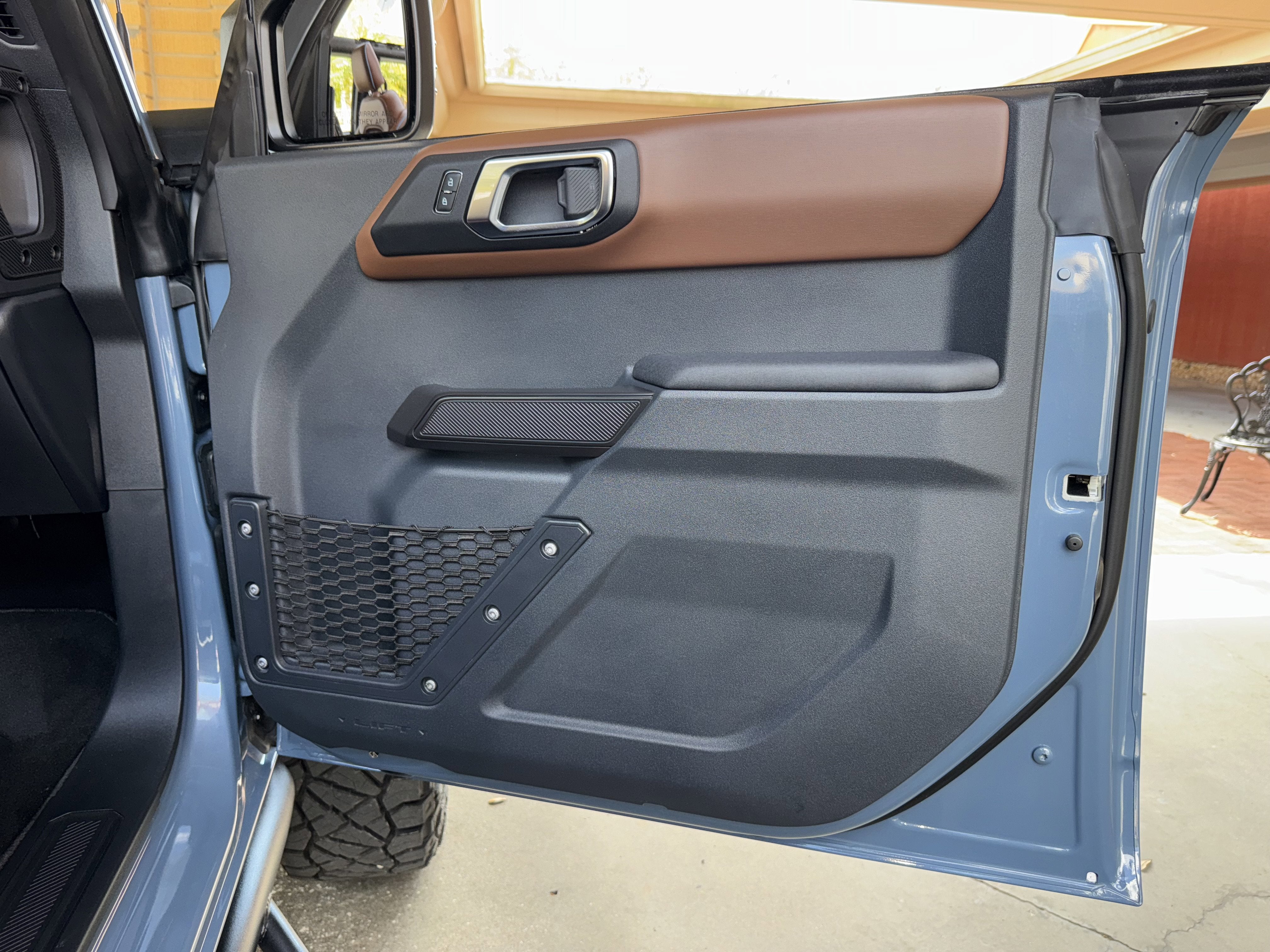 2024 Ford Bronco Outer Banks Custom Lifted