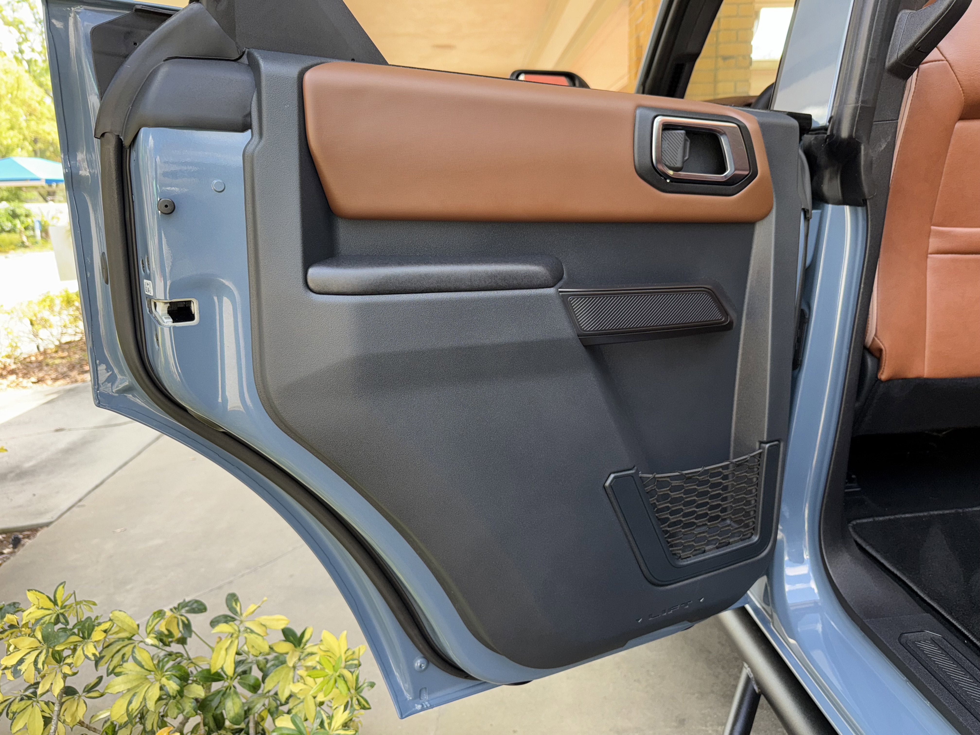 2024 Ford Bronco Outer Banks Custom Lifted