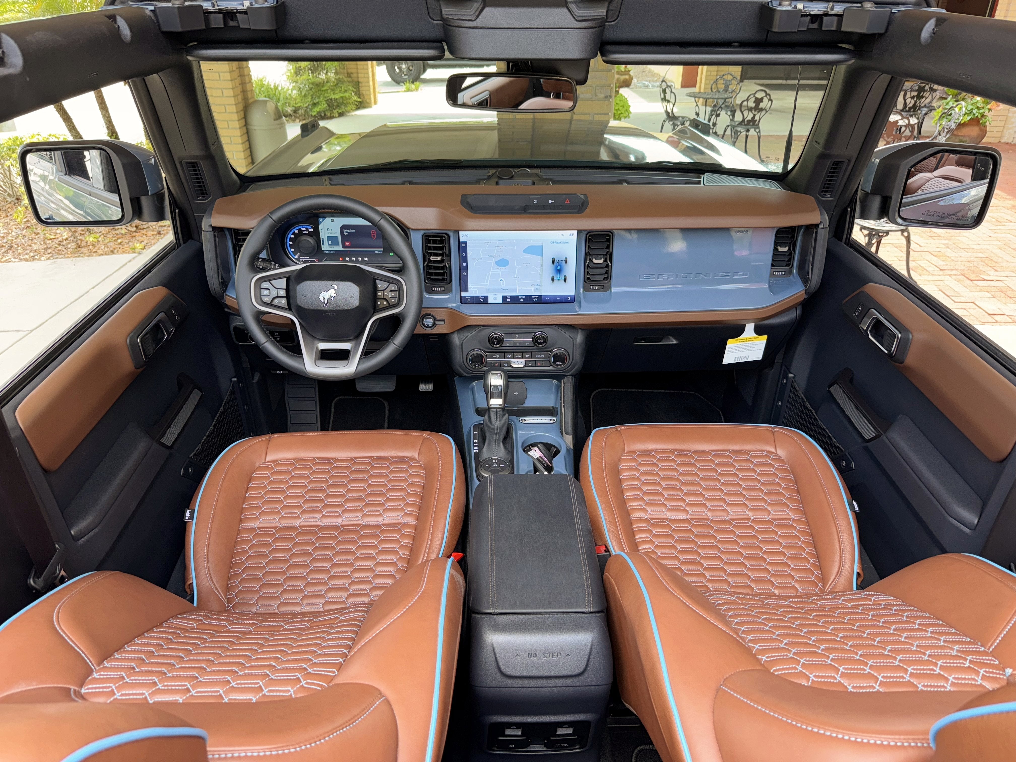 2024 Ford Bronco Outer Banks Custom Lifted