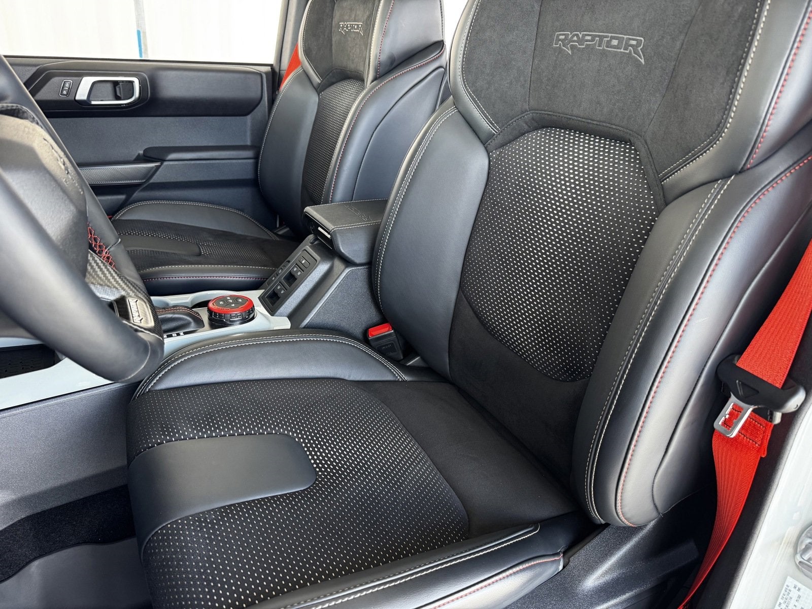 2024 Ford Bronco Raptor Luxury Package