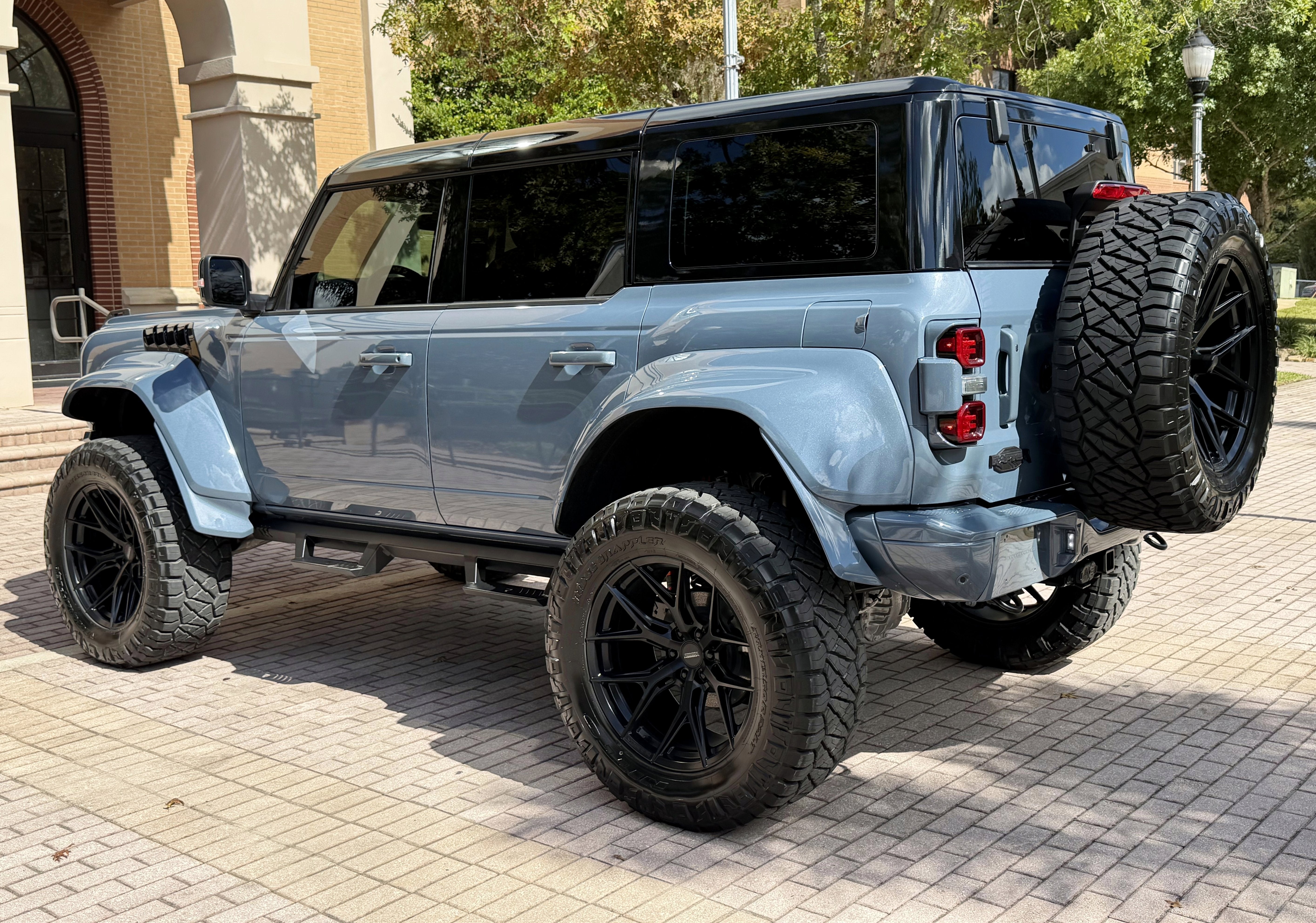 2025 Ford Bronco Raptor Luxury Package Custom Lifted