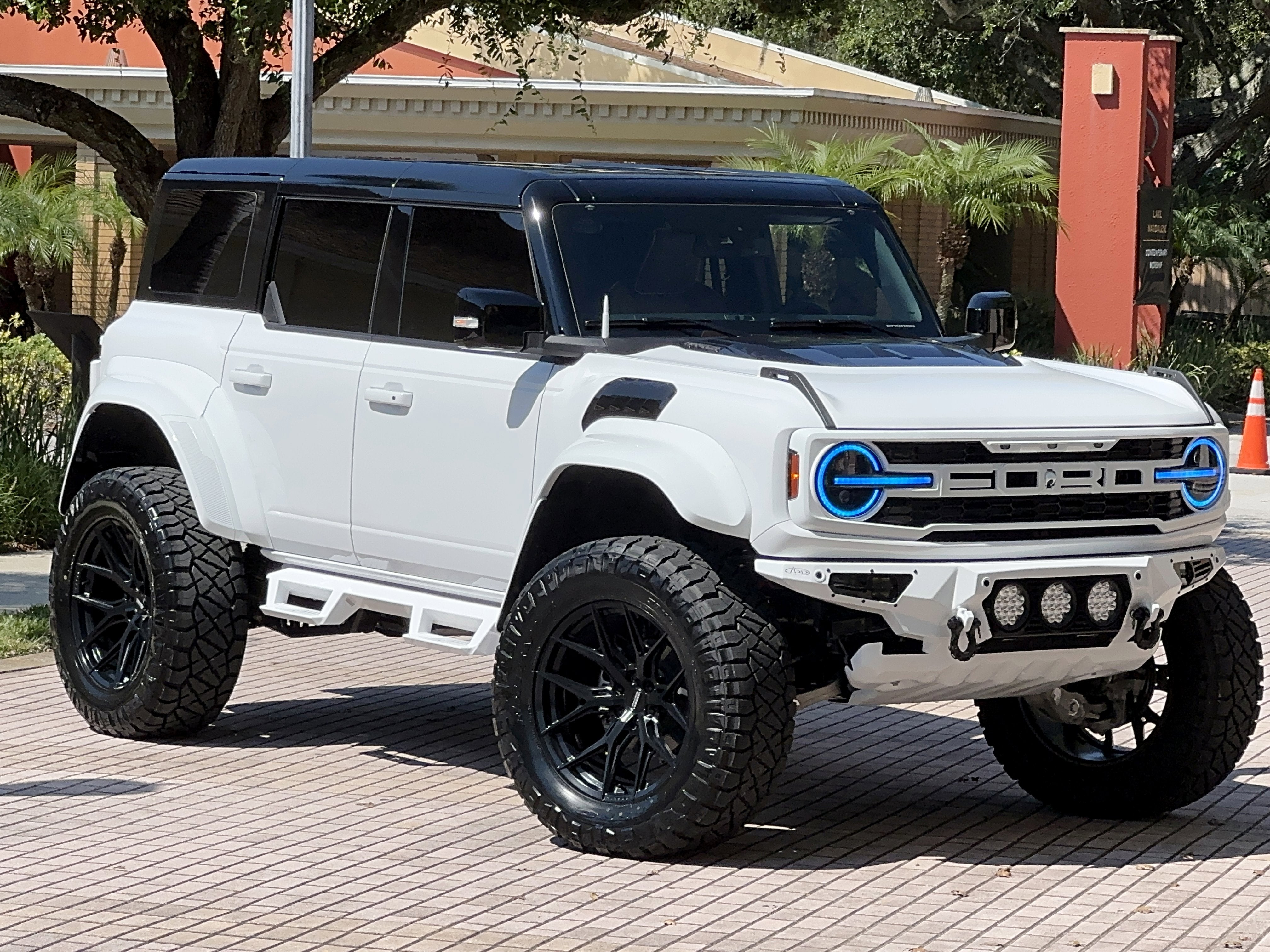 2025 Ford Bronco Raptor Black Appearance Luxury Package Custom Lifted