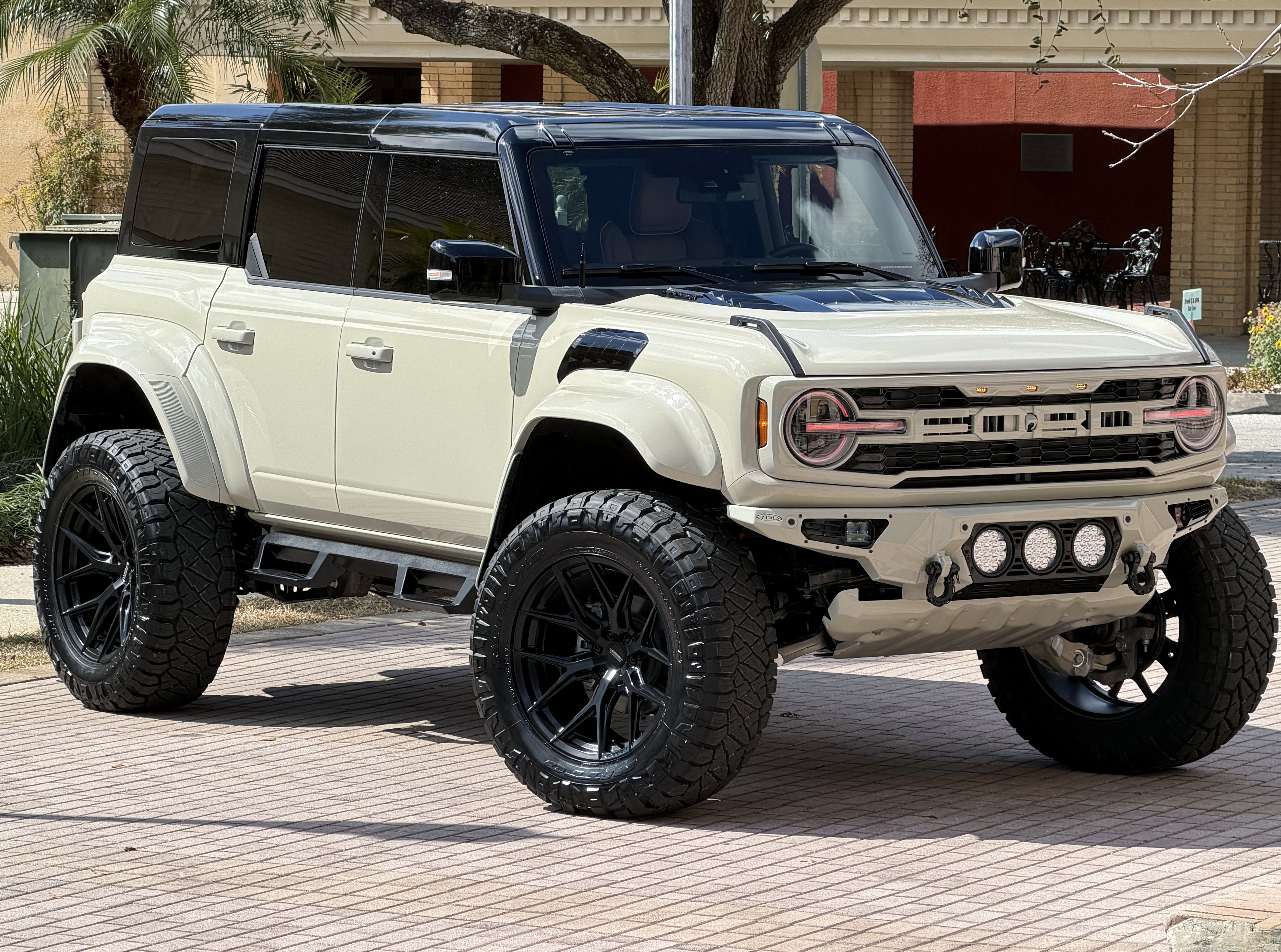 2025 Ford Bronco Raptor Black Appearance Luxury Package Custom Lifted