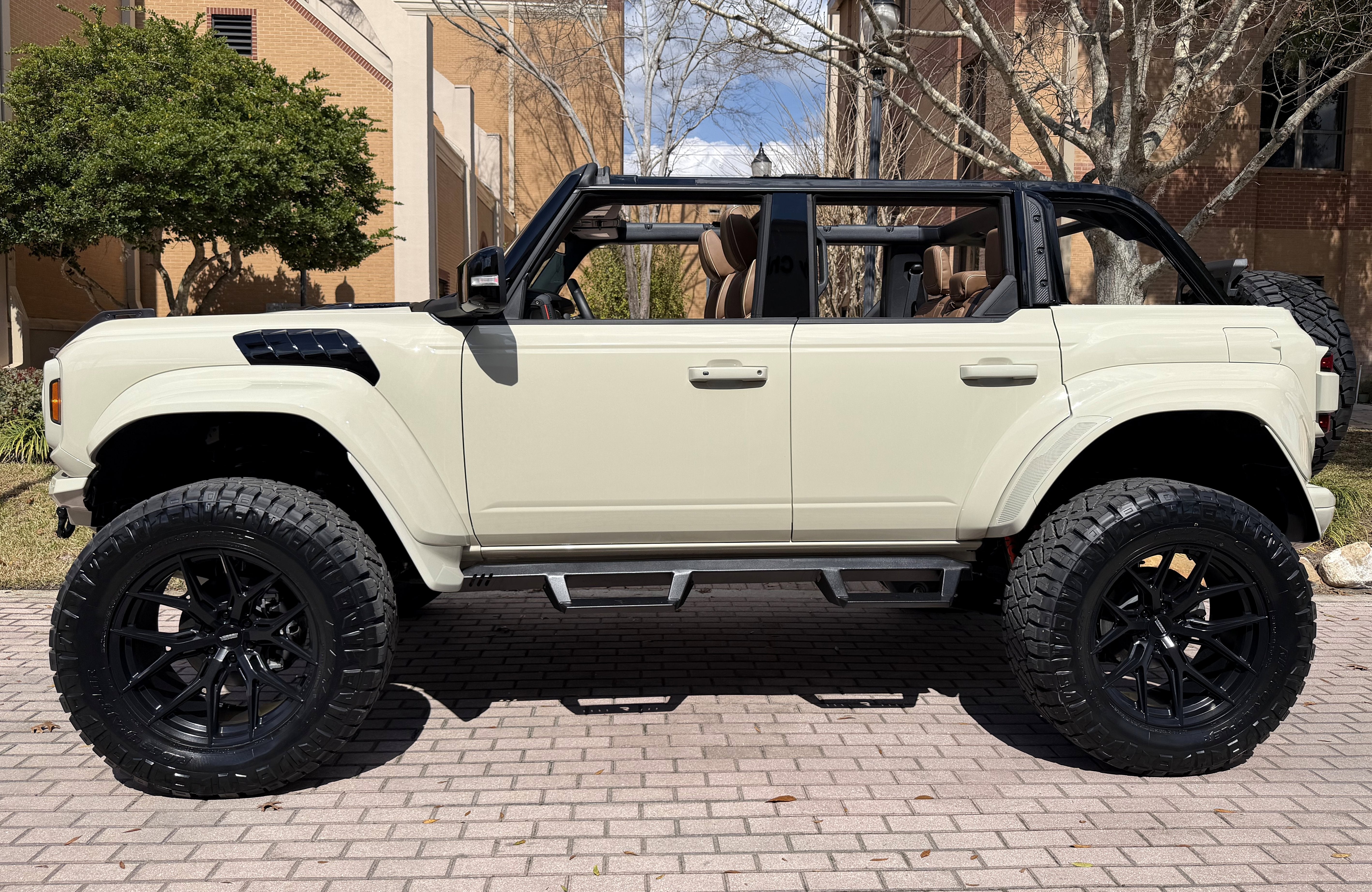 2025 Ford Bronco Raptor Black Appearance Luxury Package Custom Lifted