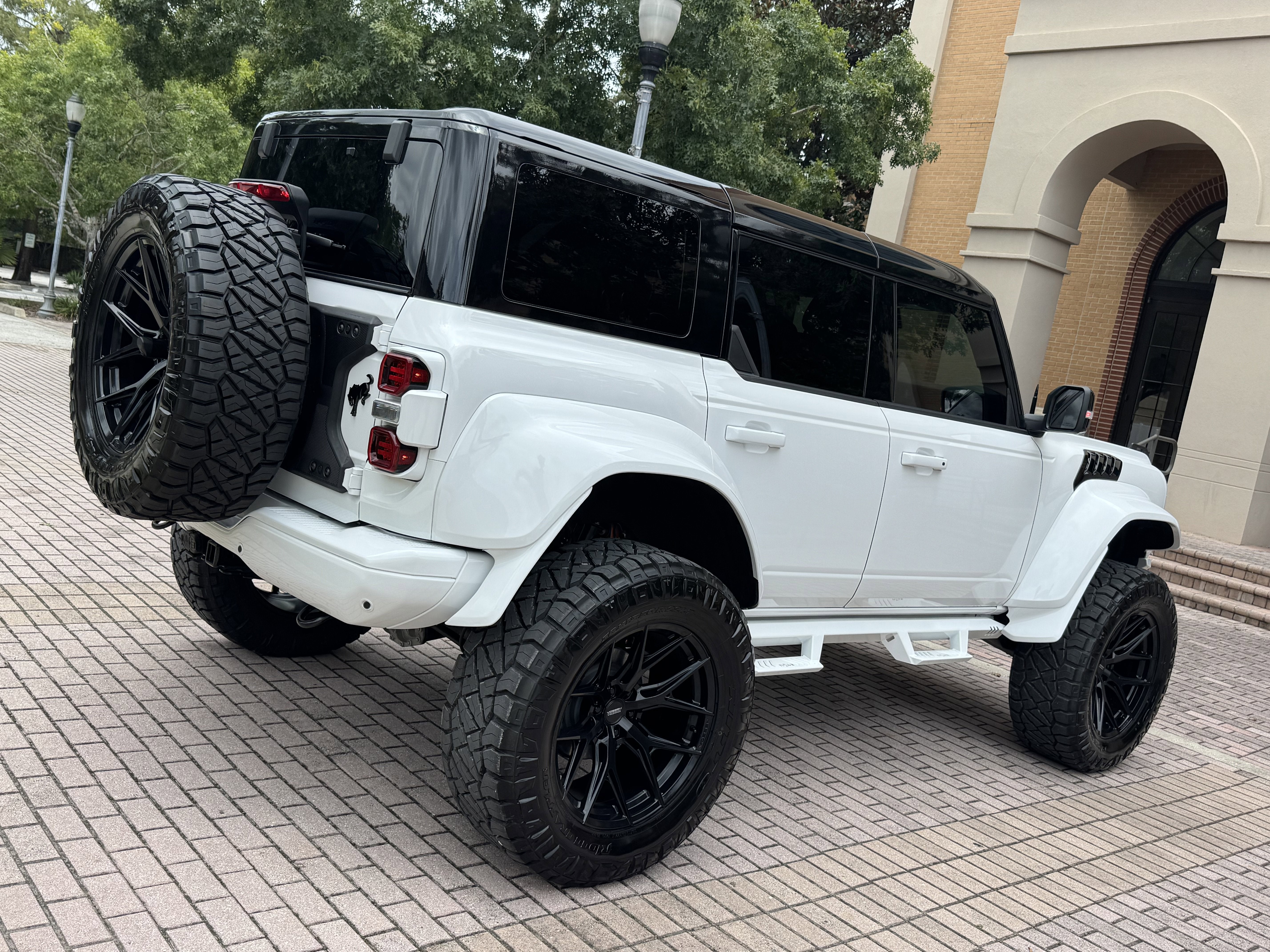 2024 Ford Bronco Raptor Luxury Package Custom Lifted