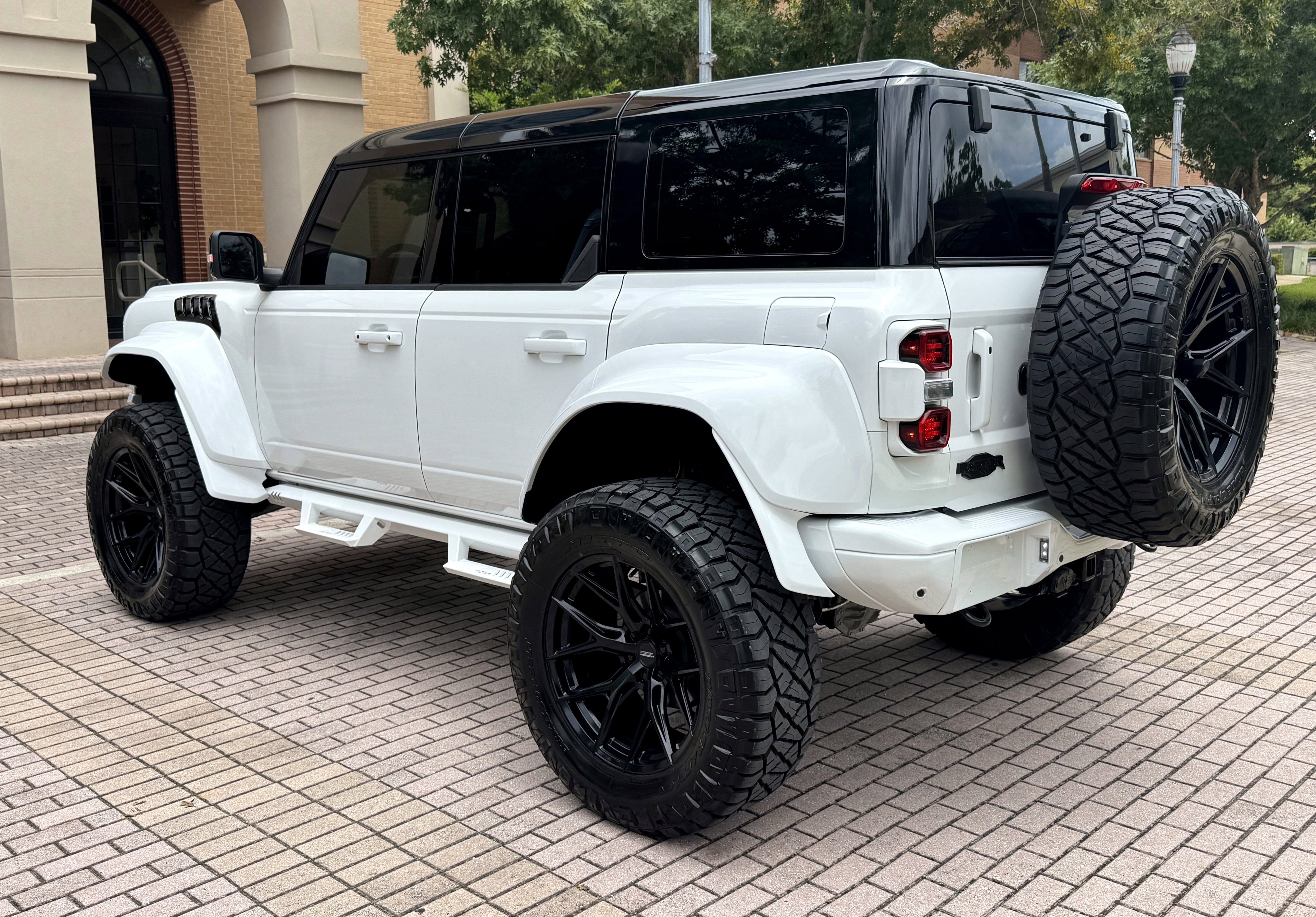 2024 Ford Bronco Raptor Luxury Package Custom Lifted