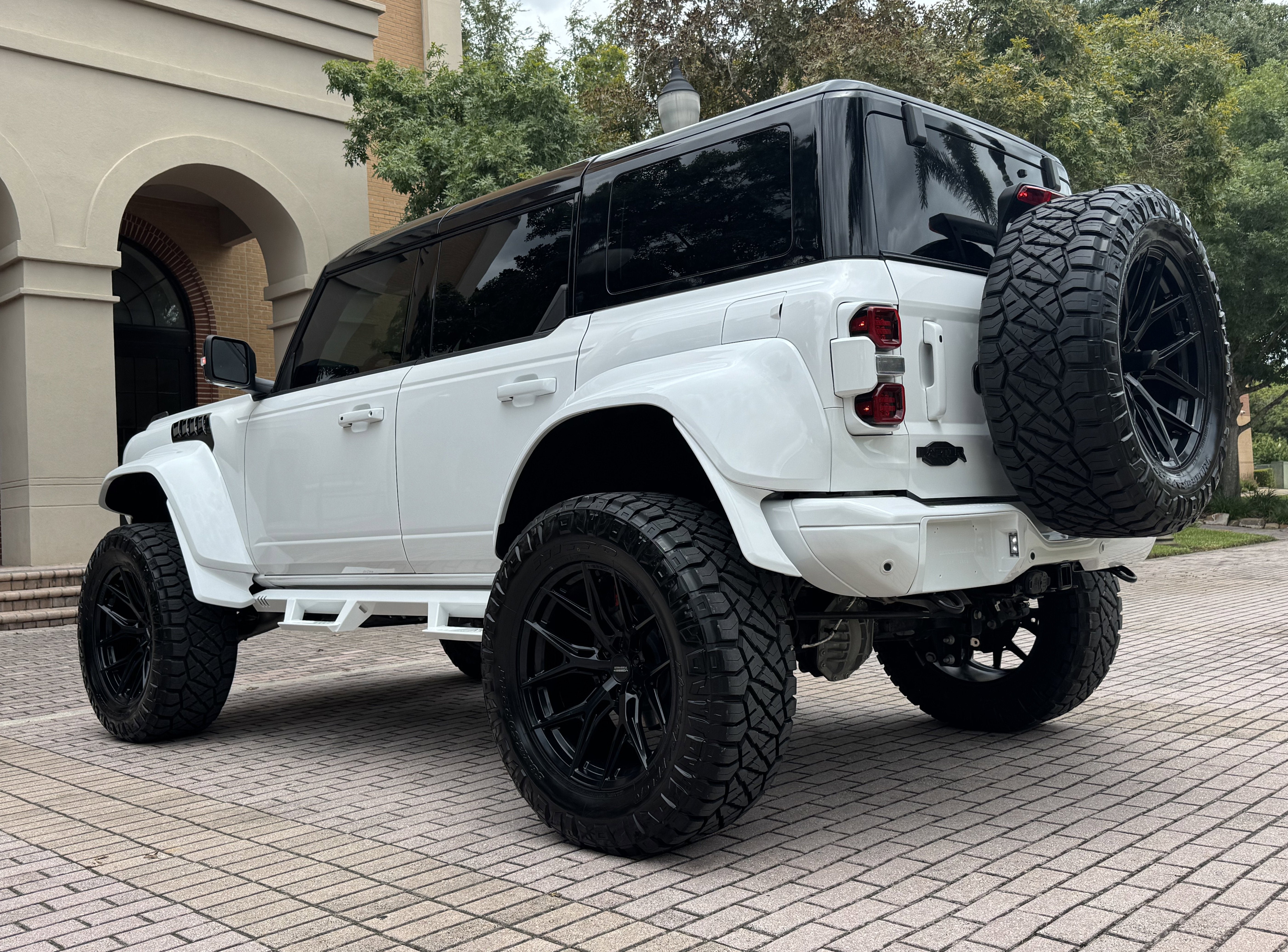 2024 Ford Bronco Raptor Luxury Package Custom Lifted
