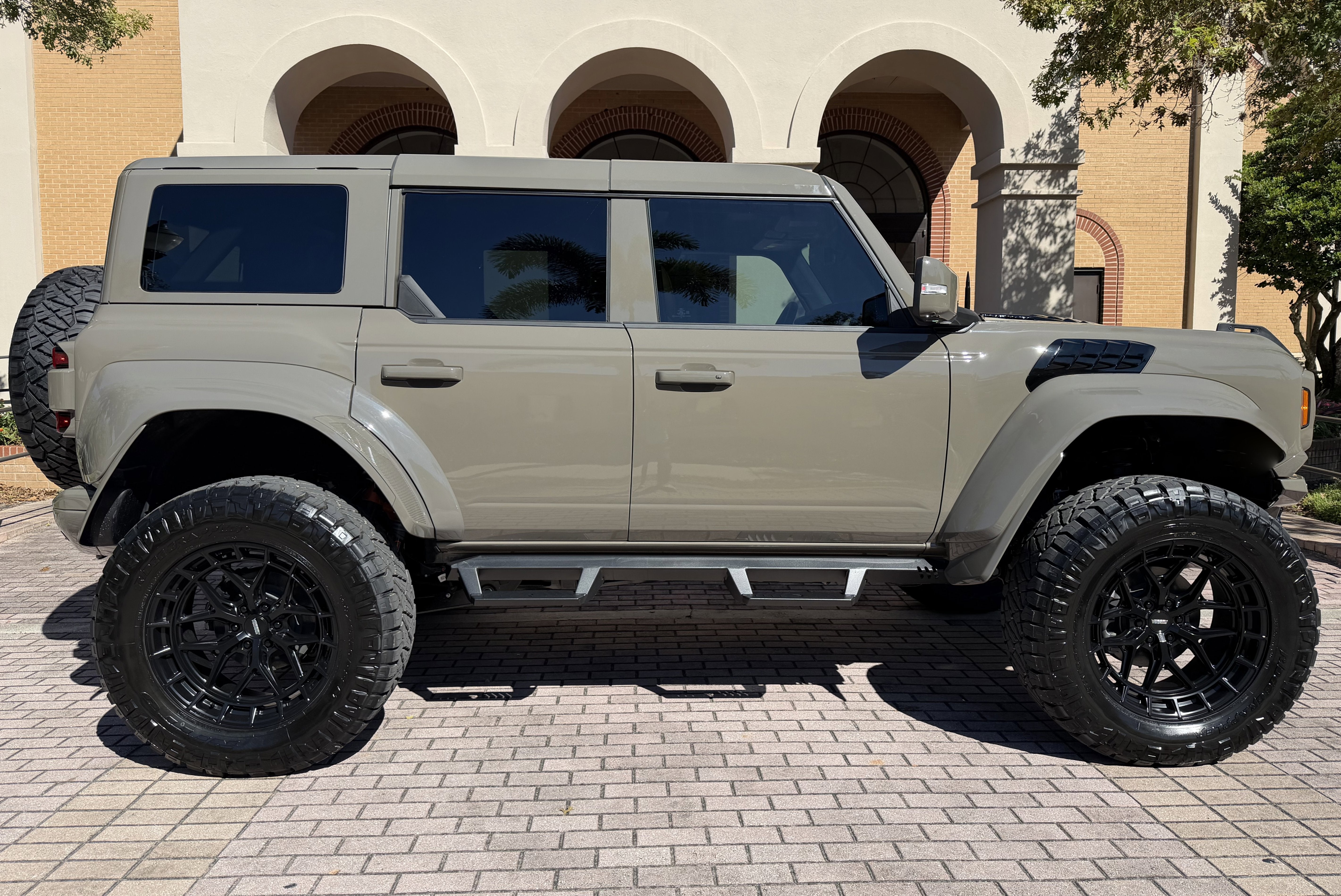 2025 Ford Bronco Raptor Luxury Package Custom Lifted