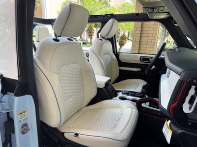 2025 Ford Bronco v6 Heritage Edition Robin's Egg Blue Hard Top Custom Lifted