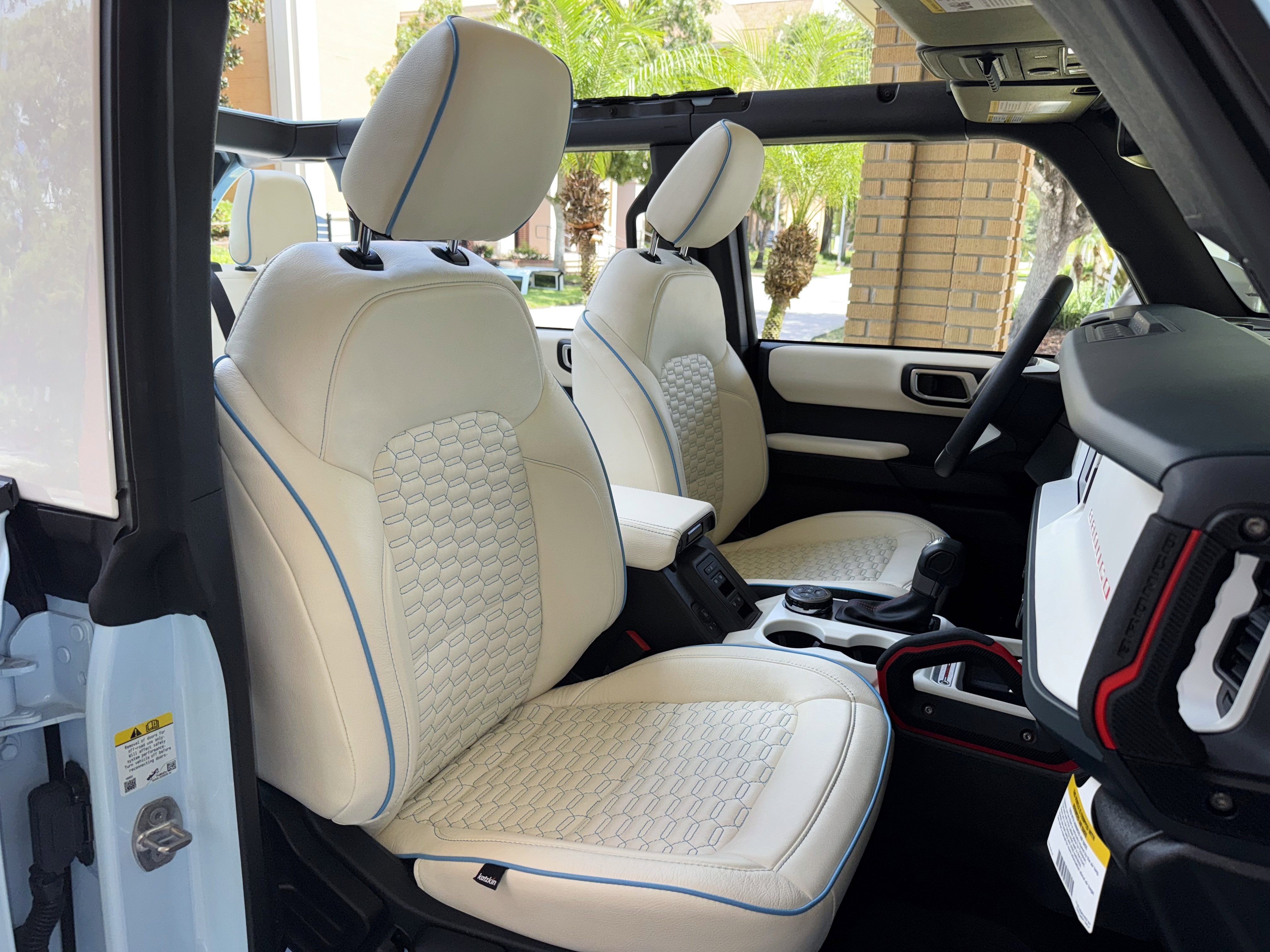 2025 Ford Bronco v6 Heritage Edition Robin's Egg Blue Hard Top Custom Lifted