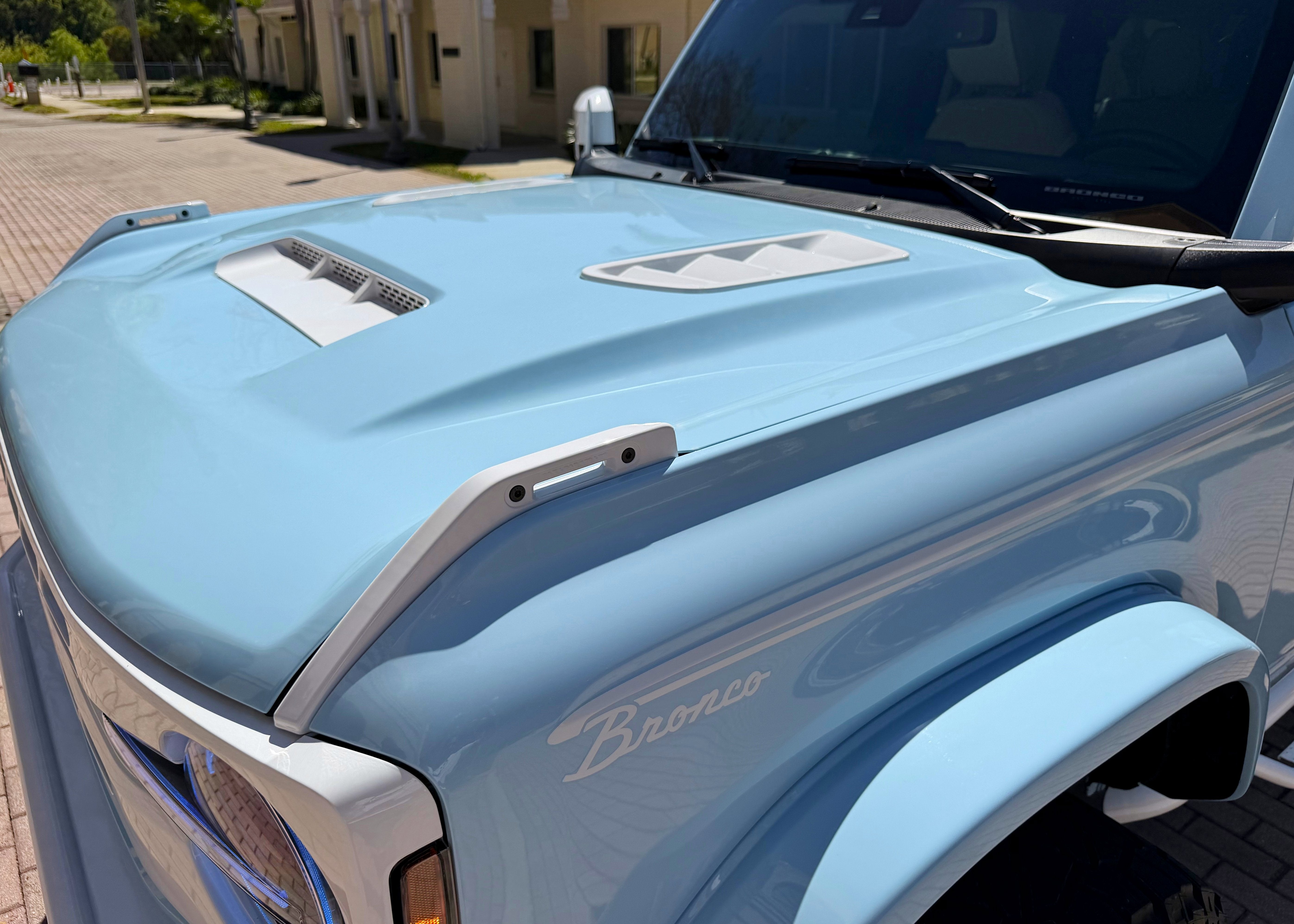 2025 Ford Bronco v6 Heritage Edition Robin's Egg Blue Hard Top Custom Lifted
