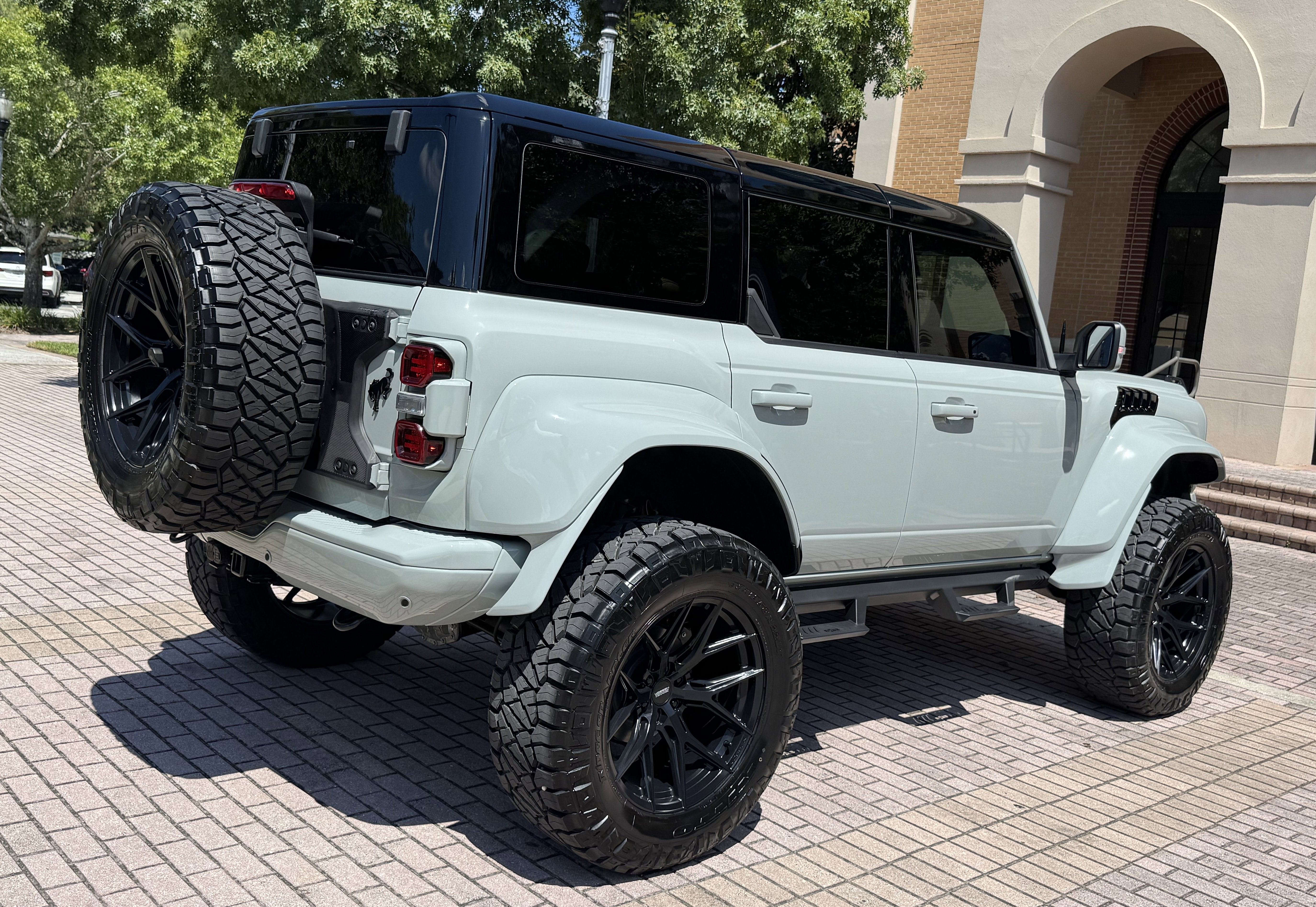 2023 Ford Bronco Raptor Luxury Package Custom Lifted