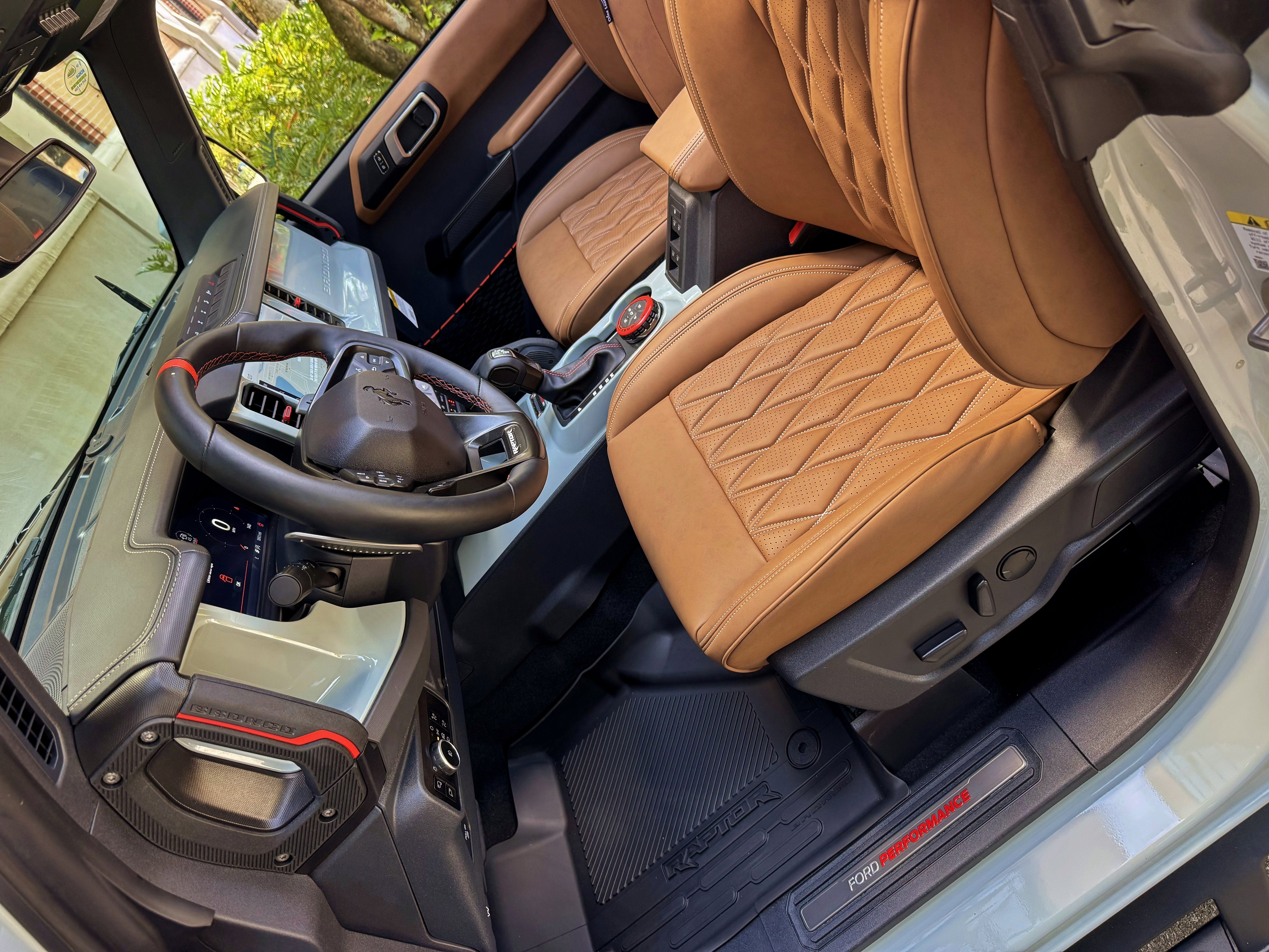 2023 Ford Bronco Raptor Luxury Package Custom Lifted