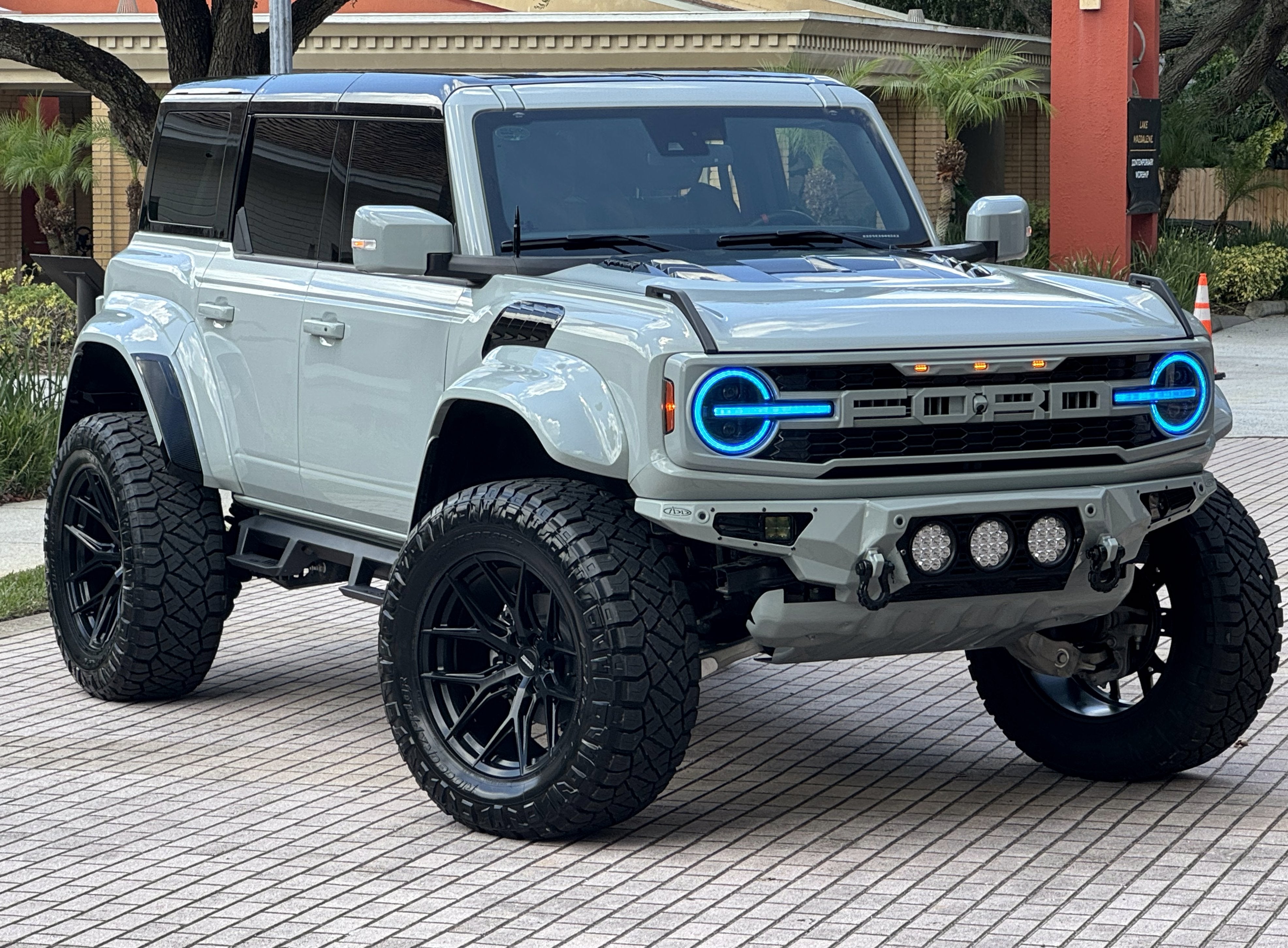 2023 Ford Bronco Raptor Luxury Package Custom Lifted