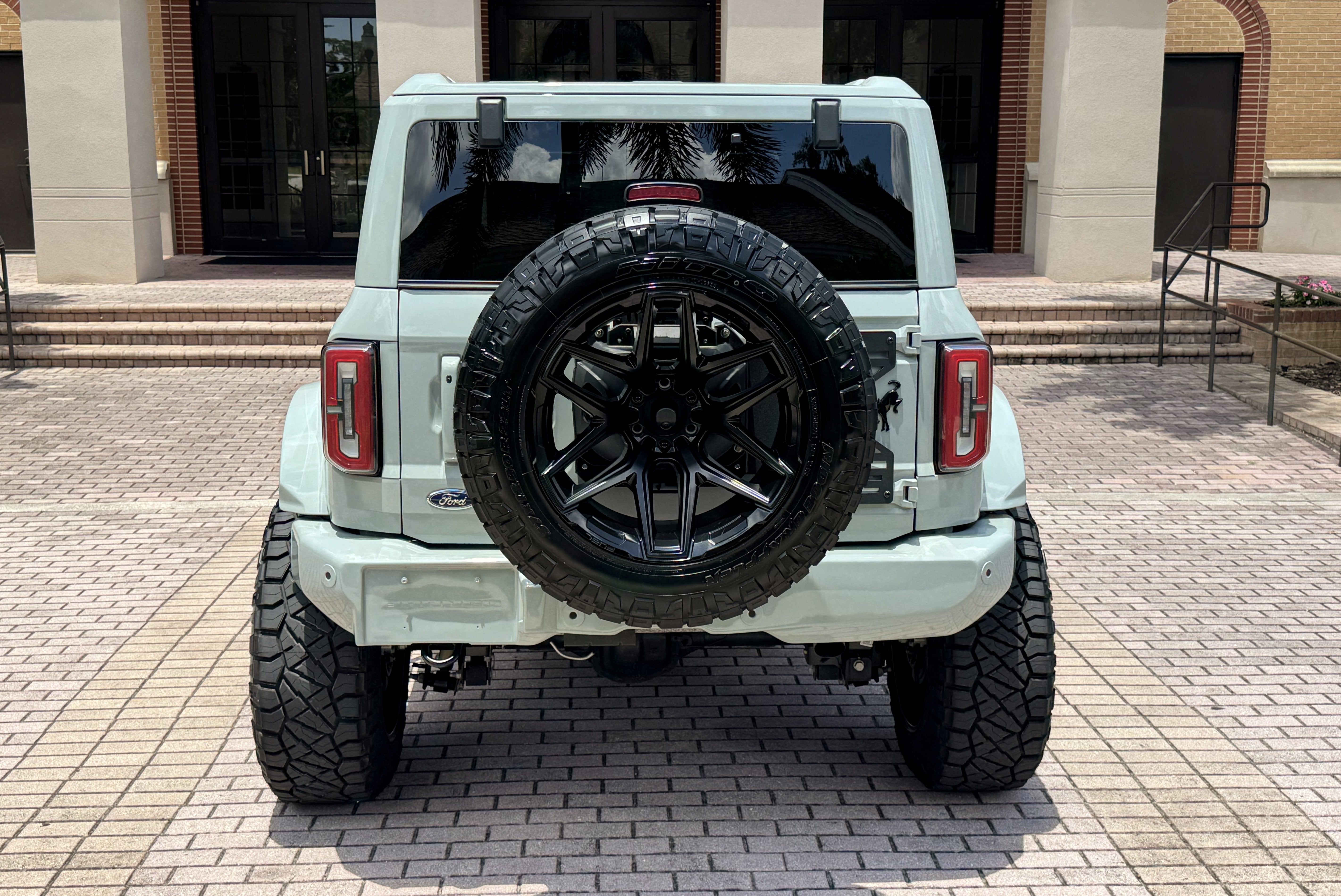 2024 Ford Bronco Outer Banks V6 Luxury Package Hard Top Custom Lifted