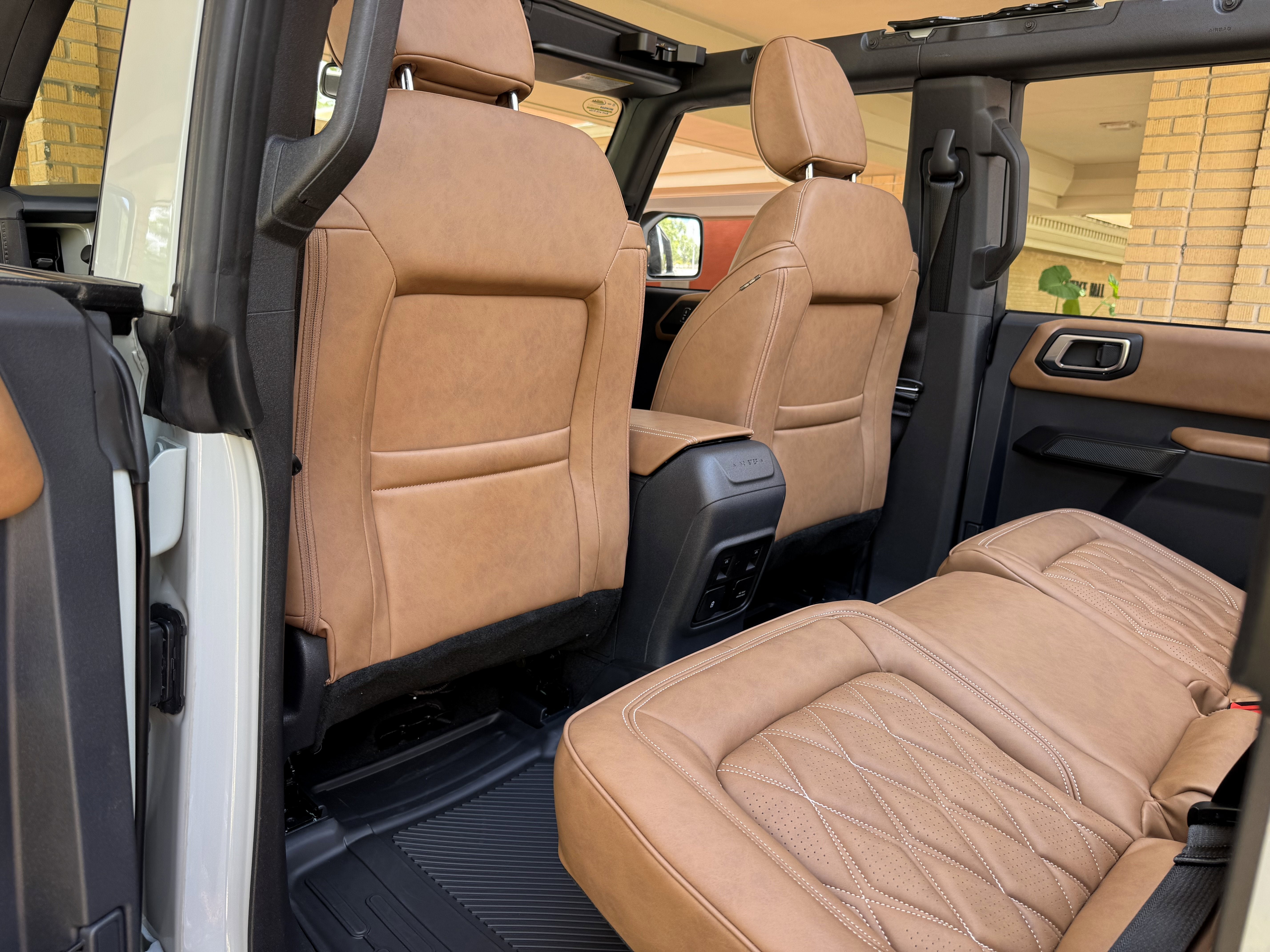 2024 Ford Bronco Outer Banks V6 Luxury Package Hard Top Custom Lifted