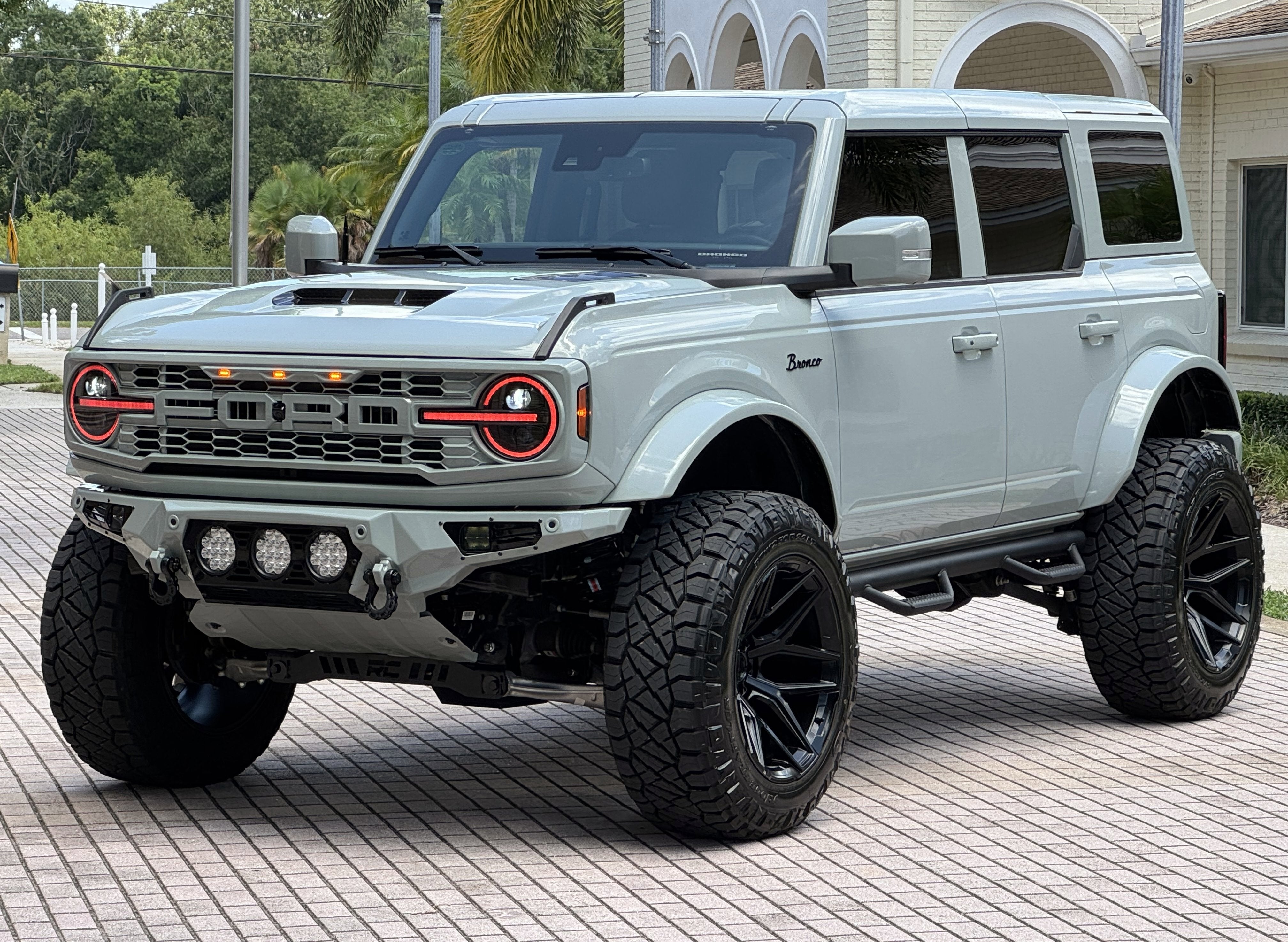 2024 Ford Bronco Outer Banks V6 Luxury Package Hard Top Custom Lifted