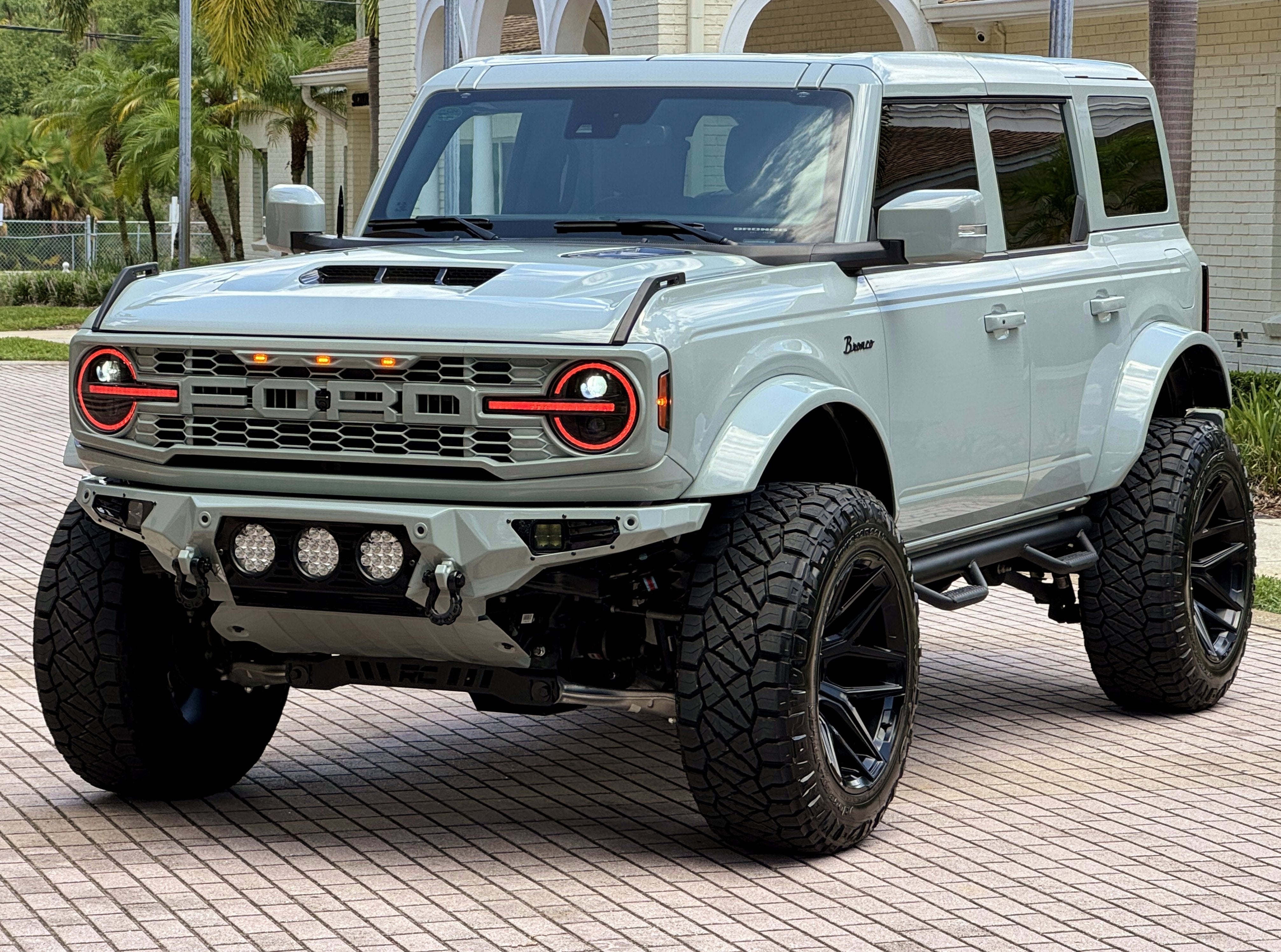 2024 Ford Bronco Outer Banks V6 Luxury Package Hard Top Custom Lifted